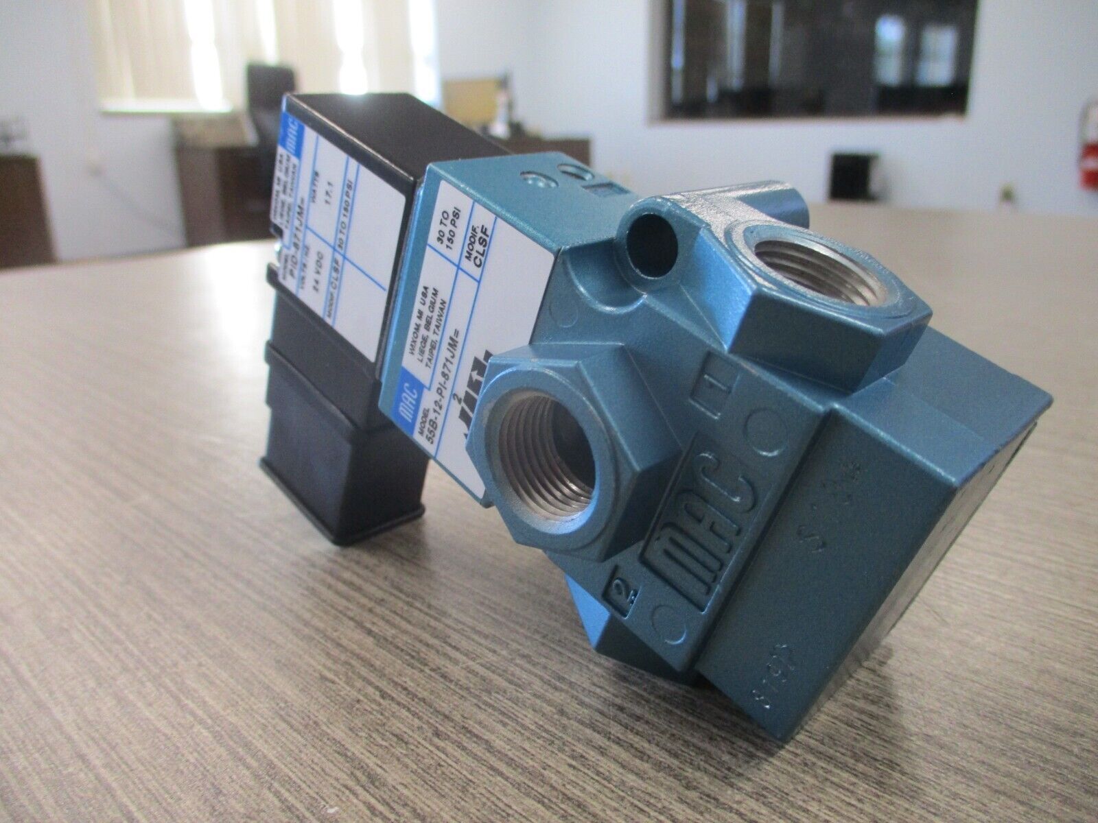 MAC Solenoid Valve 55B-12-PI-87JM New Surplus