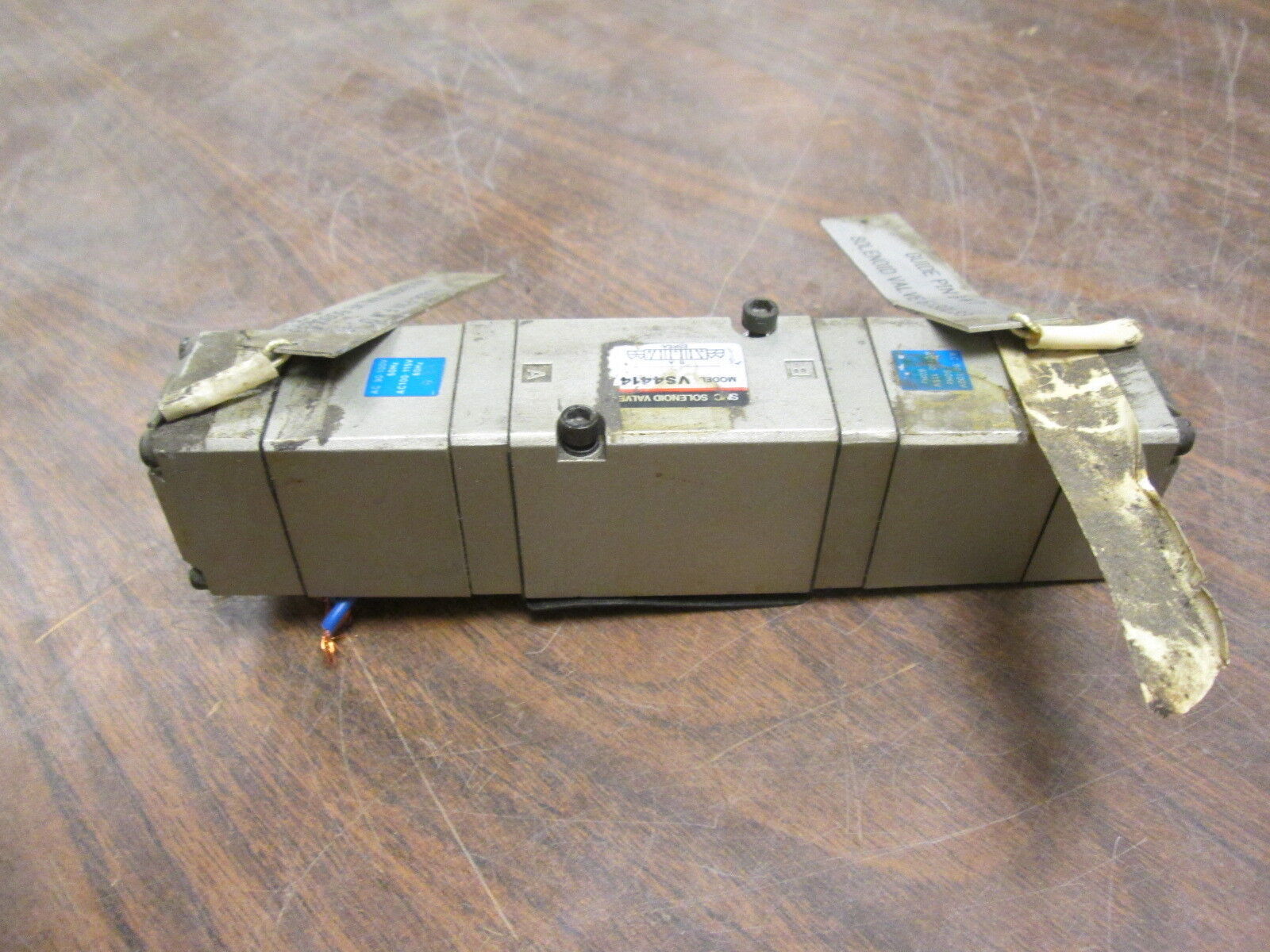 SMC Solenoid Valve VS4414 115V 60Hz Used