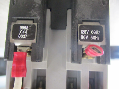 Square D Industrial Control Relay 8501X033 Ser. A 120V Coil 20A Used