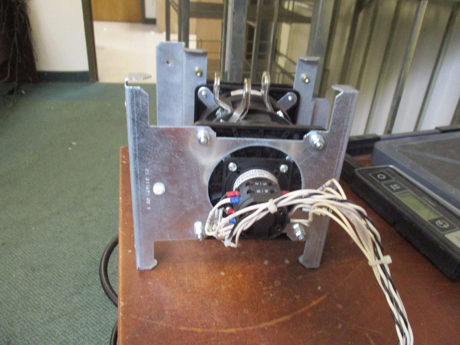 Salzer Rotary Switch S825-US6834-01GA 240A 480V Used