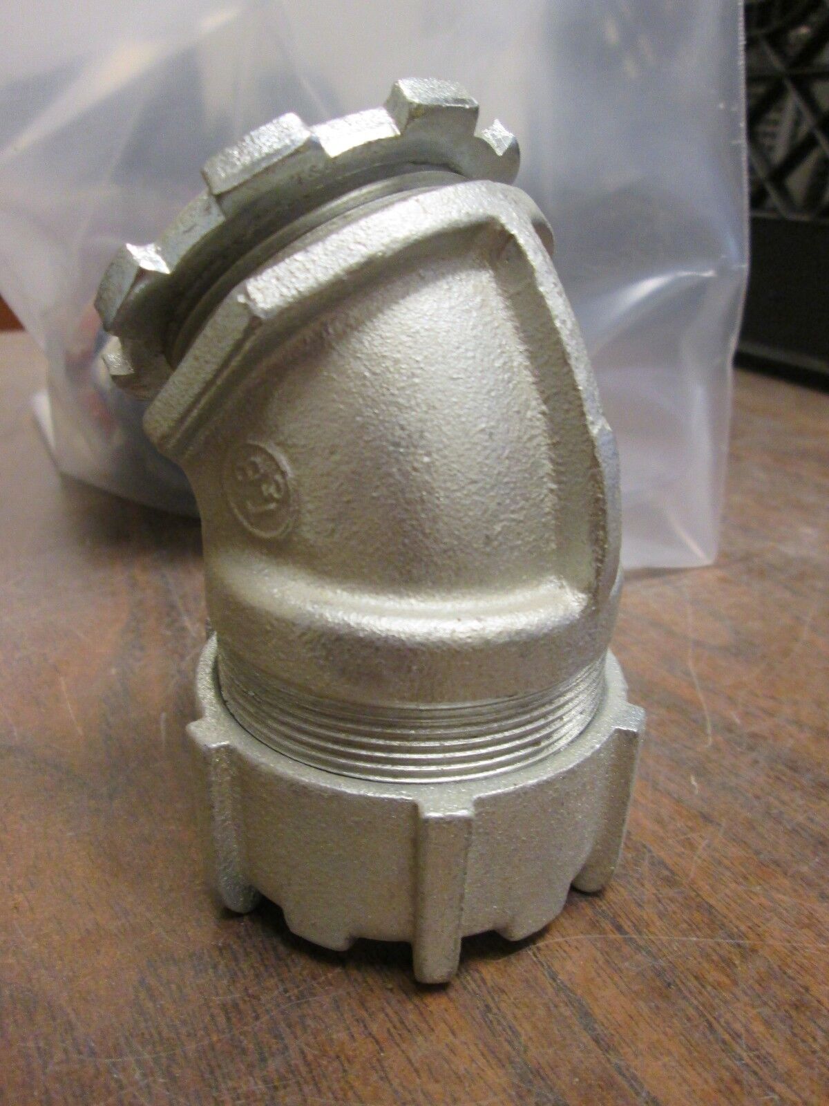 T&B 45 Degree Watertight Connector Size: 1-1/2" Lot of 4 Used