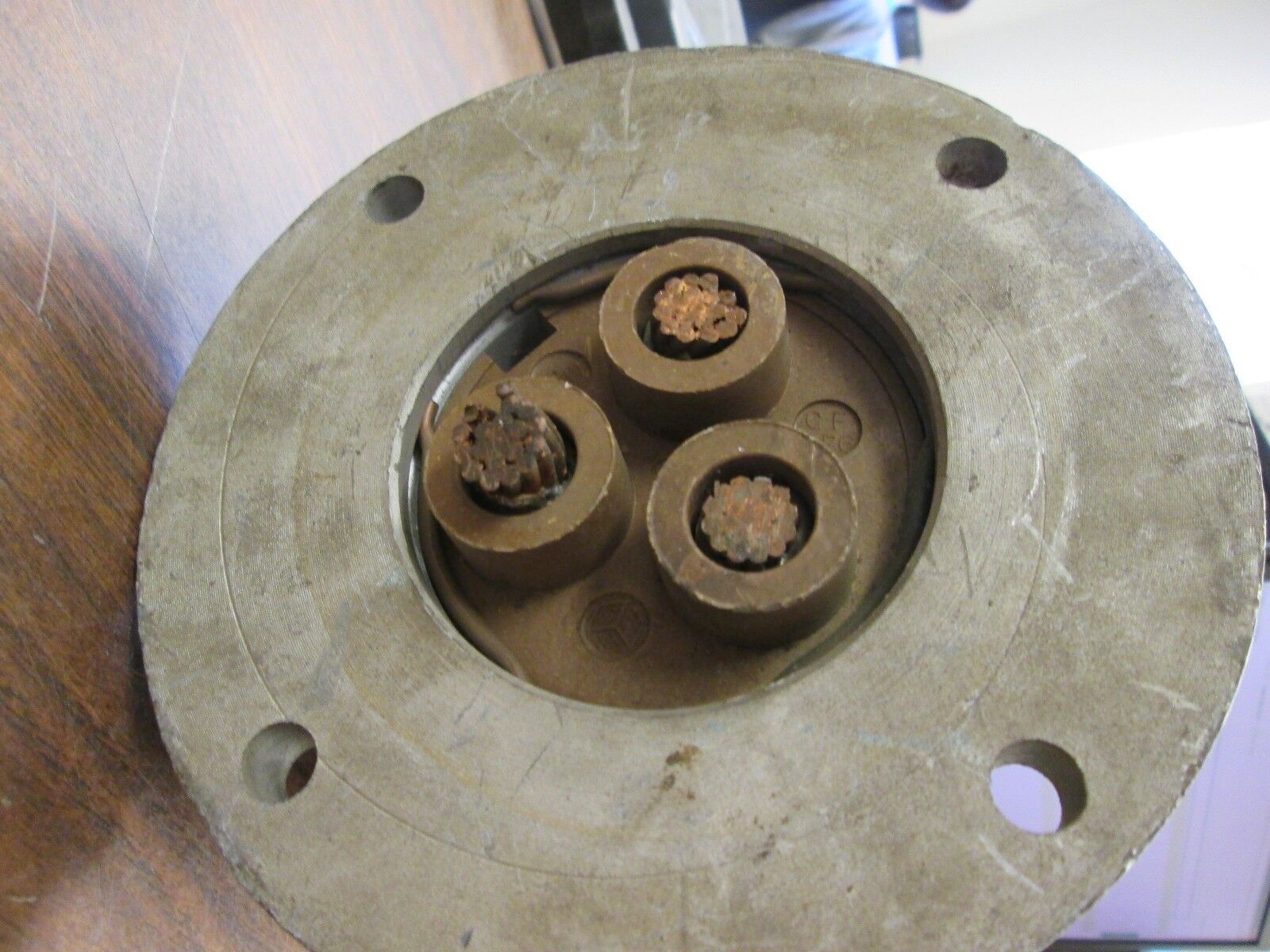 Crouse-Hinds Plug & Receptacle Set AR2031 200A 600V 3W 3P Used