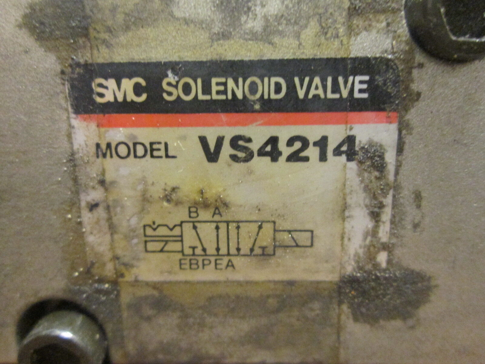 SMC Solenoid Valve VS4214 115V 60Hz Used