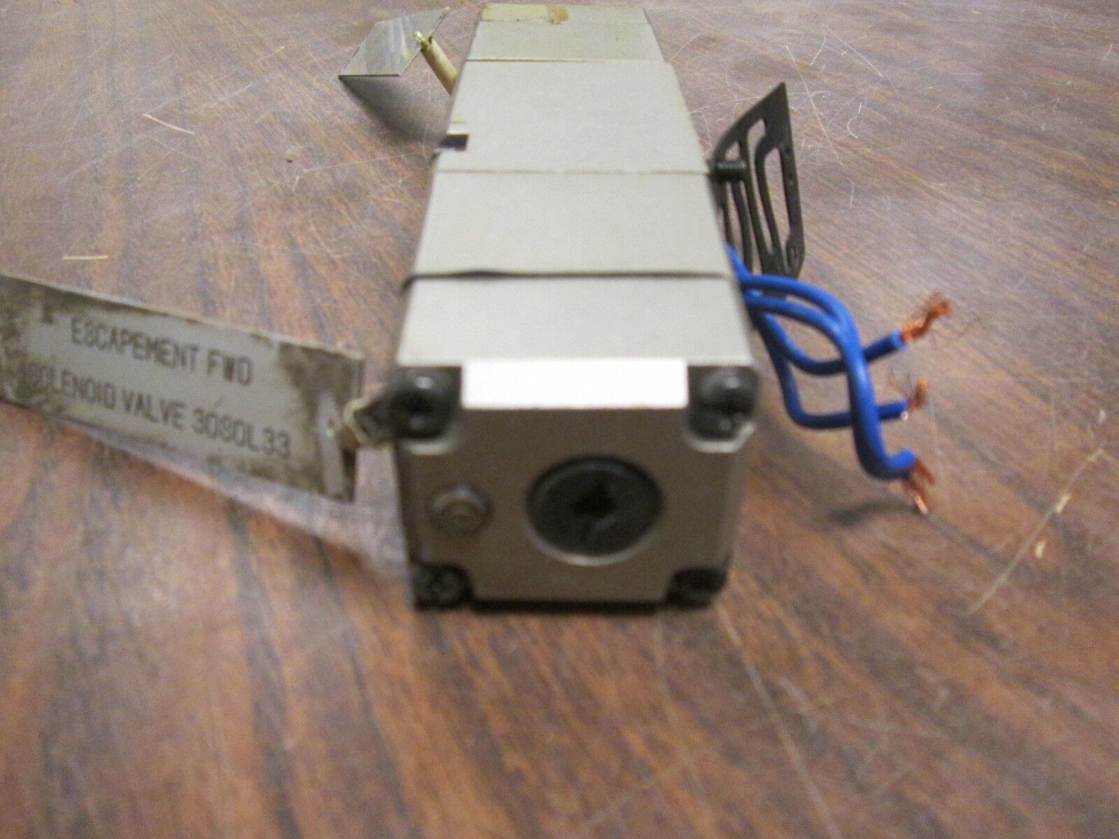 SMC Solenoid Valve VS4214 115V 60Hz Used