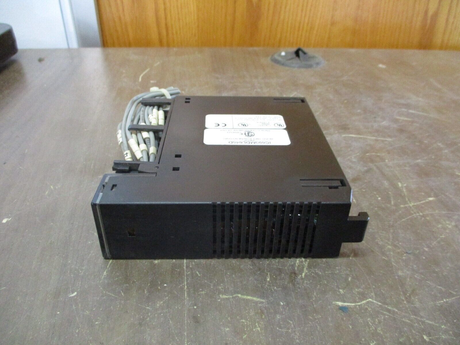 GE Fanuc Input Module IC693MDL645D 24VDC 16PT *Missing Terminal Cover* Used