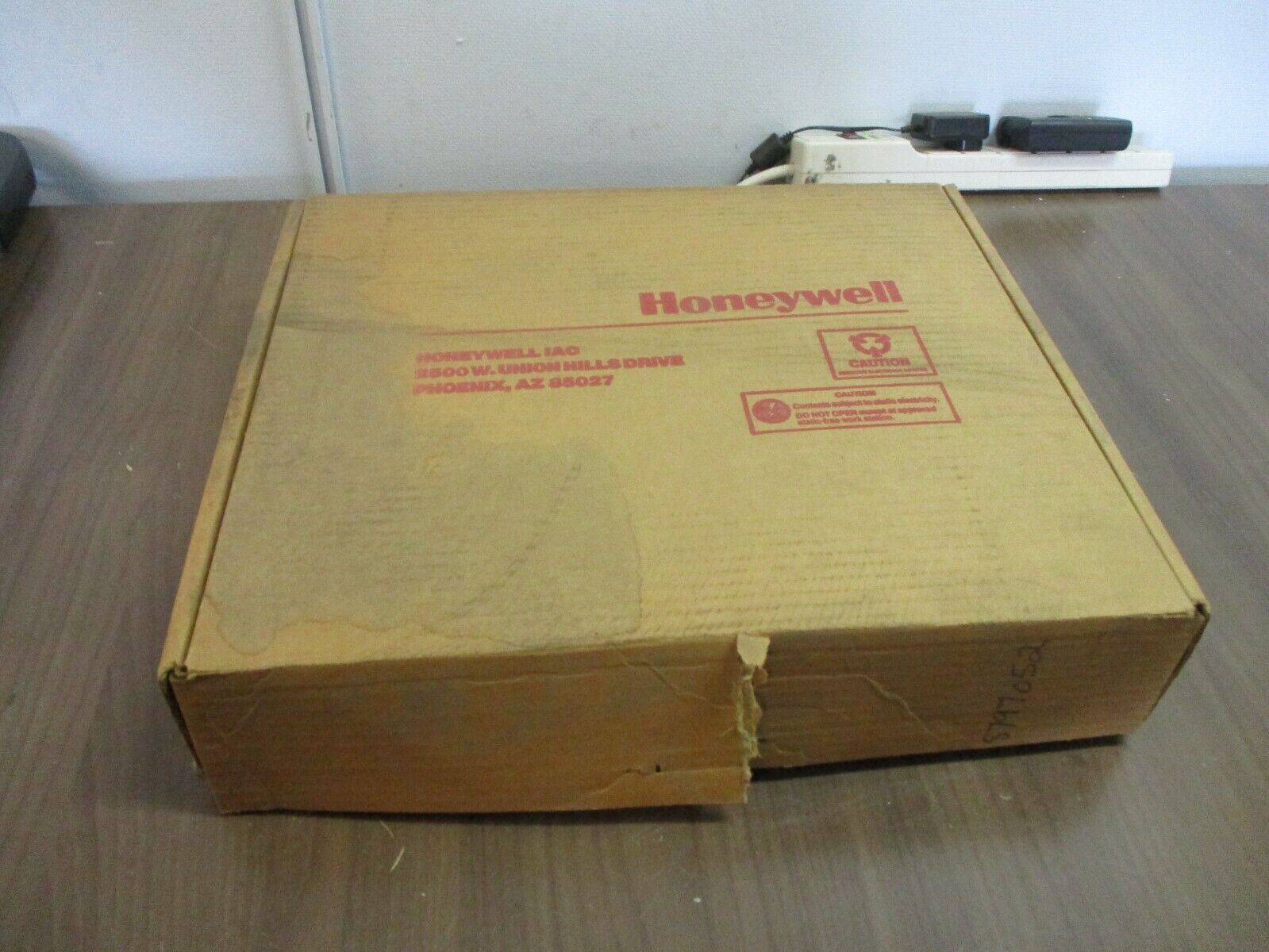 Honeywell Low Level Analog Input Module 51304481-100 HDW Rev. F FW Rev. F