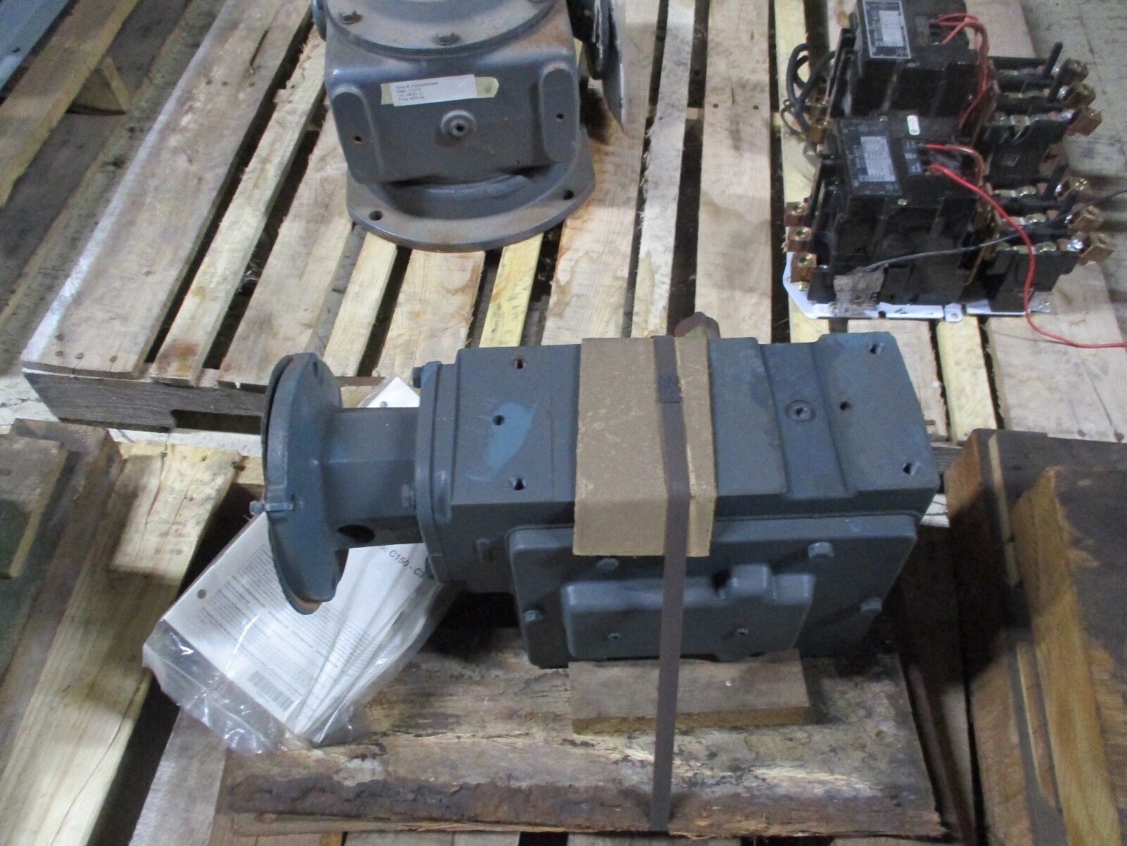 Dodge Tigear Reducer C262B100N056K4 Ratio:100 17RPM Out 1800RPM In New Surplus