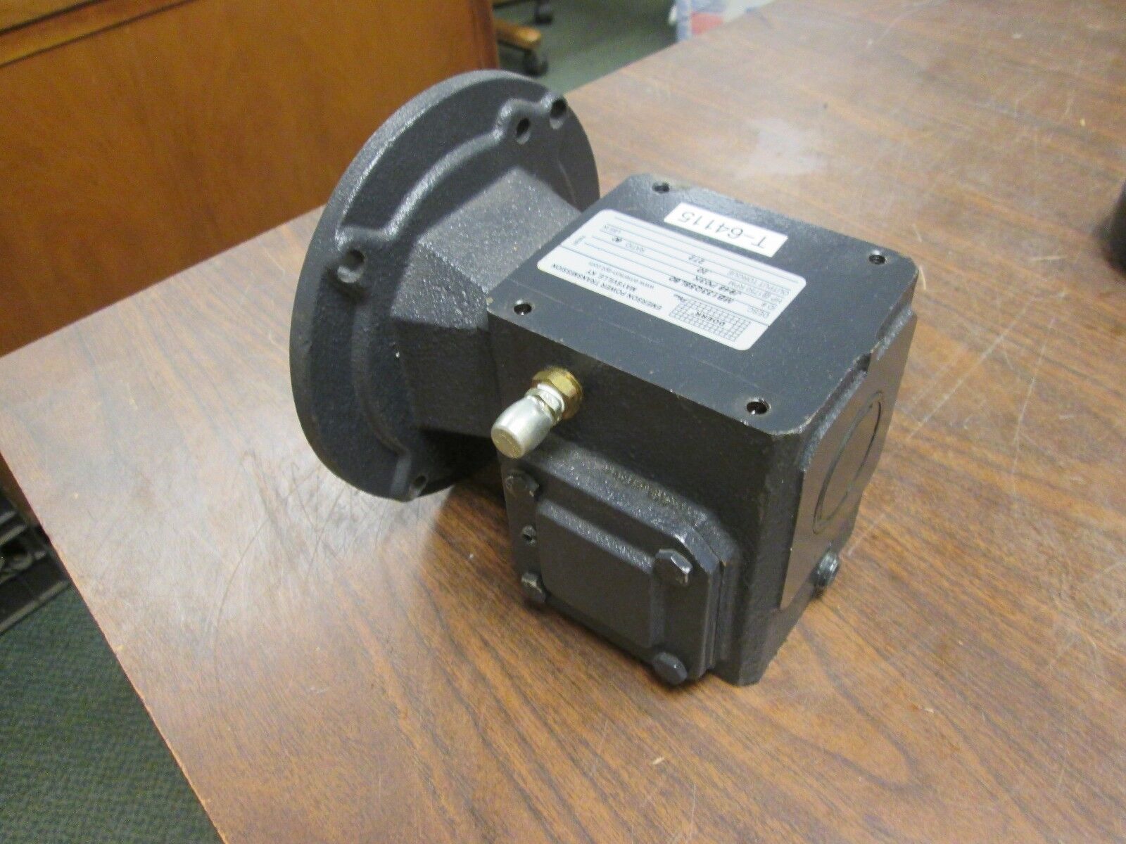 Doerr Reducer MB133Q56L60 Ratio 60:1 0.20 HP IN 272 LB-IN Torque Out New Surplus