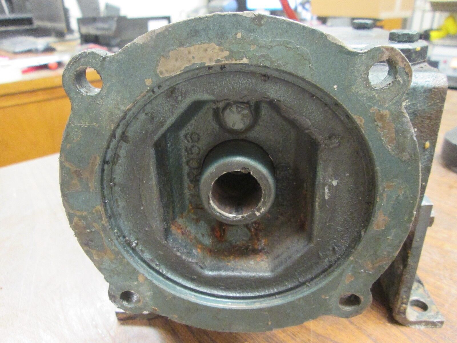 Grove Gear Flexaline Reducer VHMQ218-3A Ratio 30:1 0.597 HP IN Used