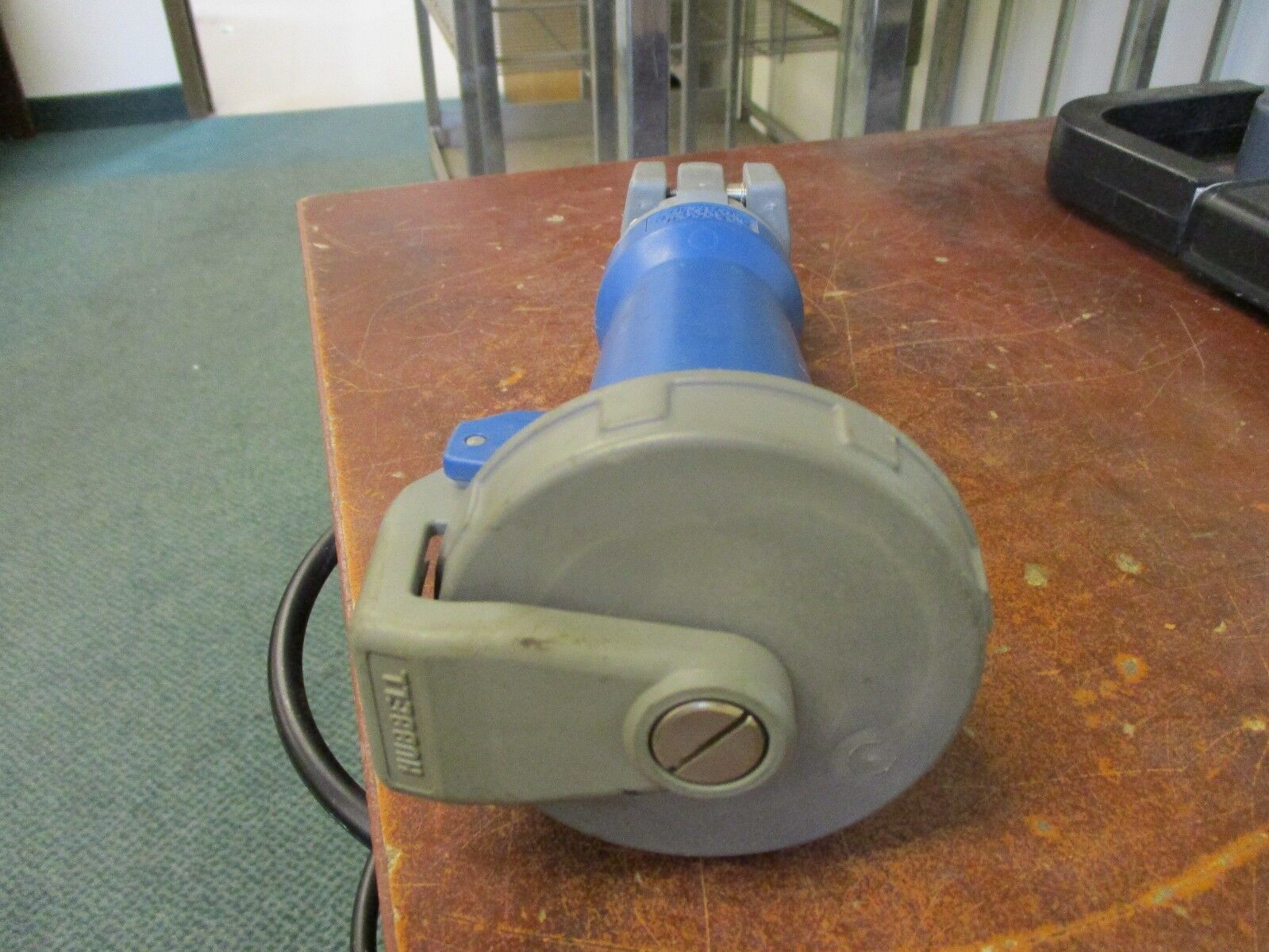 Hubbell Watertight Connector 520C9W 20A 120/208V 4P 5W 3Ph Grounded New Surplus