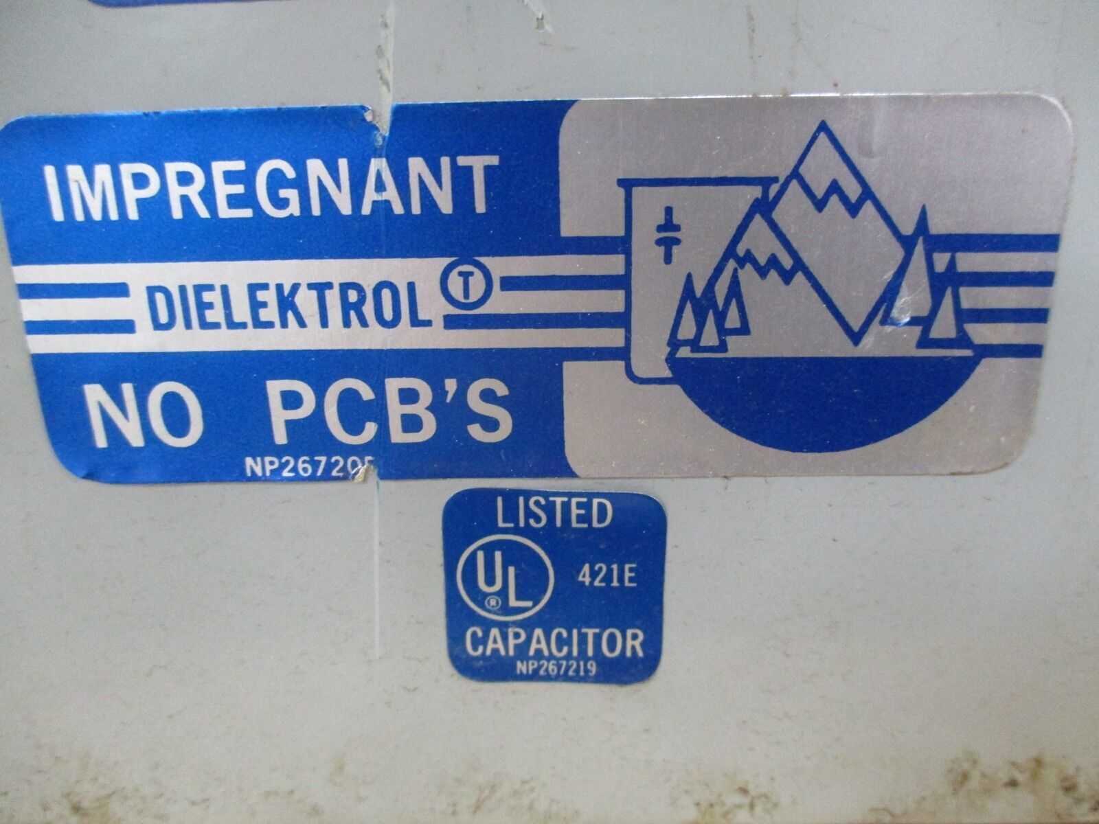 GE Dielektrol Capacitor 65L327SB 20KVAR 480V 60Hz 3Ph Used