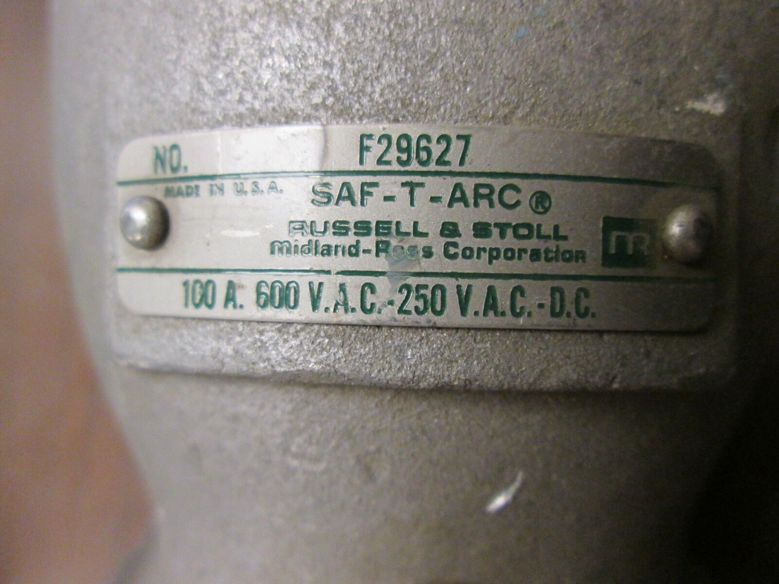 Russell Plug F29627 100A 600V 3P 4W Used