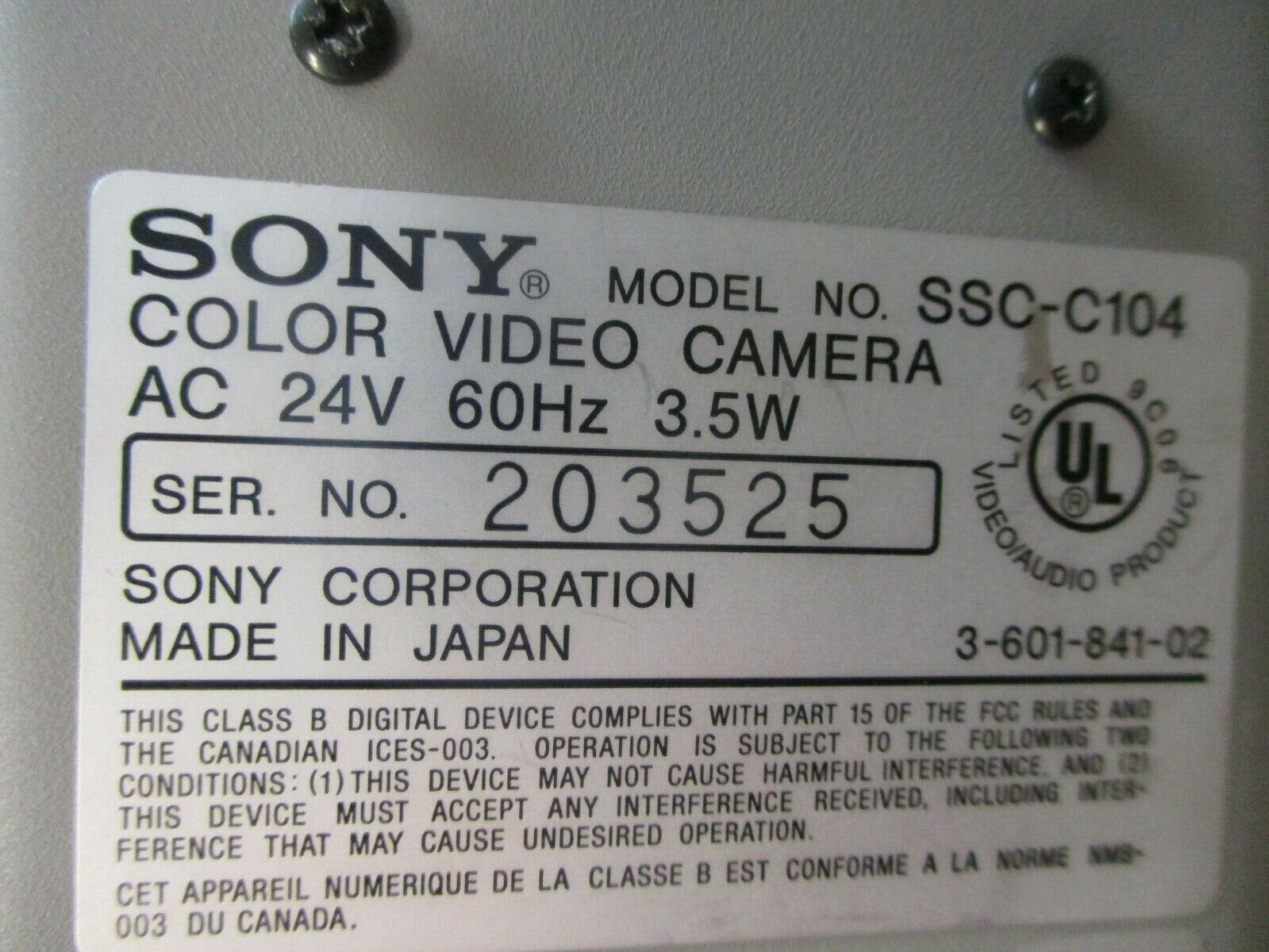 Sony Hyper HAD Color Video Camera SSC-C104 24VAC 60Hz 3.5W Used