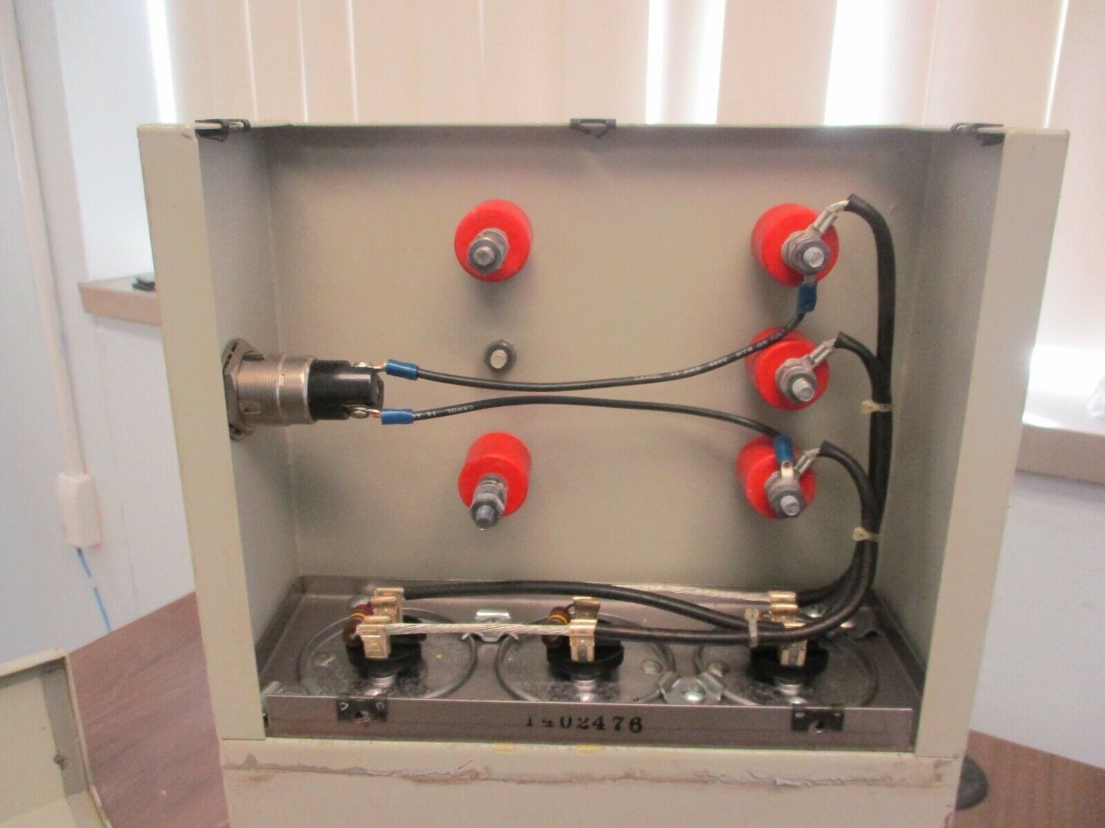 GE Dielektrol Capacitor 65L301NB1 5kVAR 240V 60Hz 3Ph *No Fuses/No Light* Used