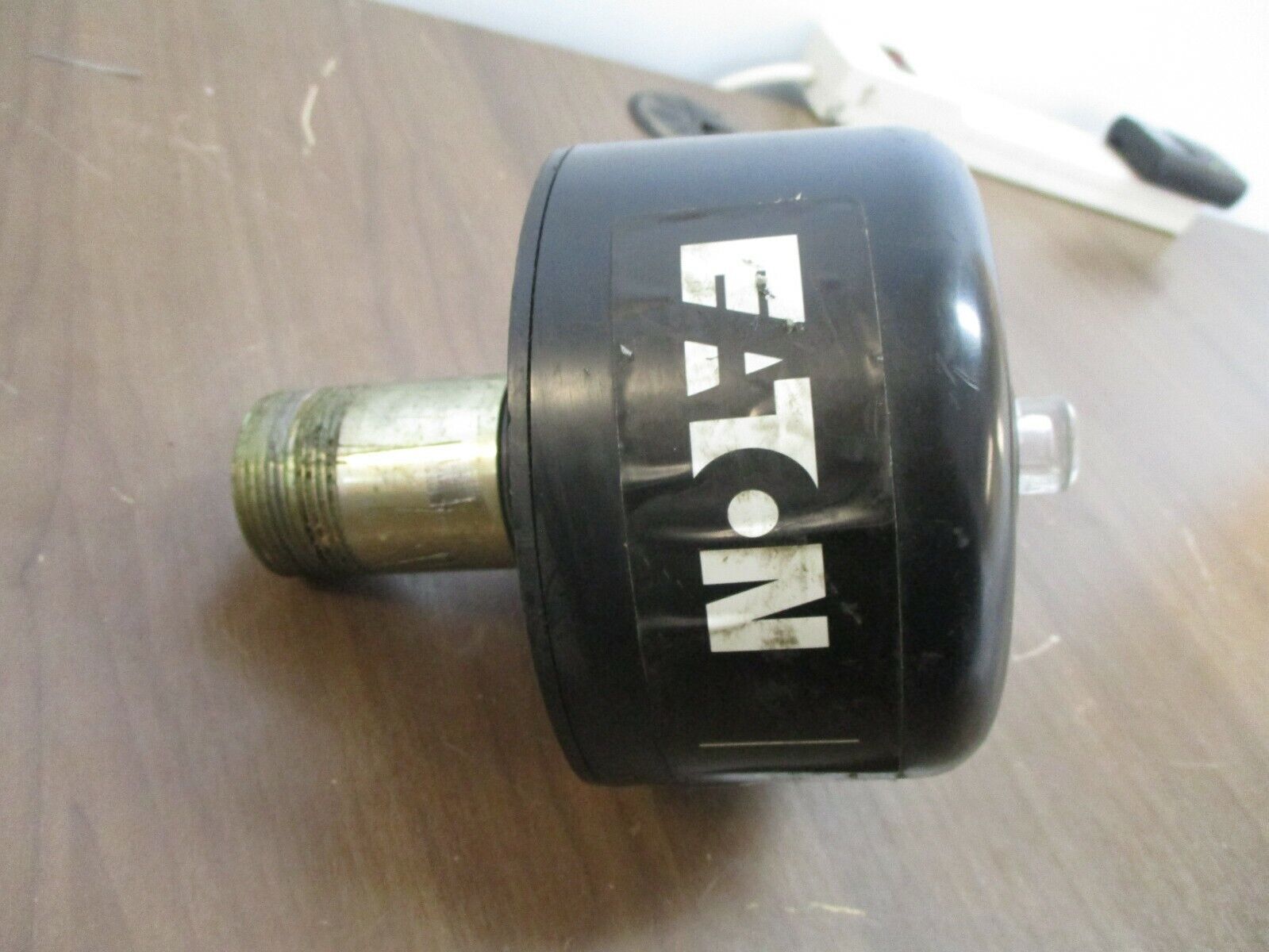 Eaton Vickers Dirt-Gate Vent Breather BR210 Used