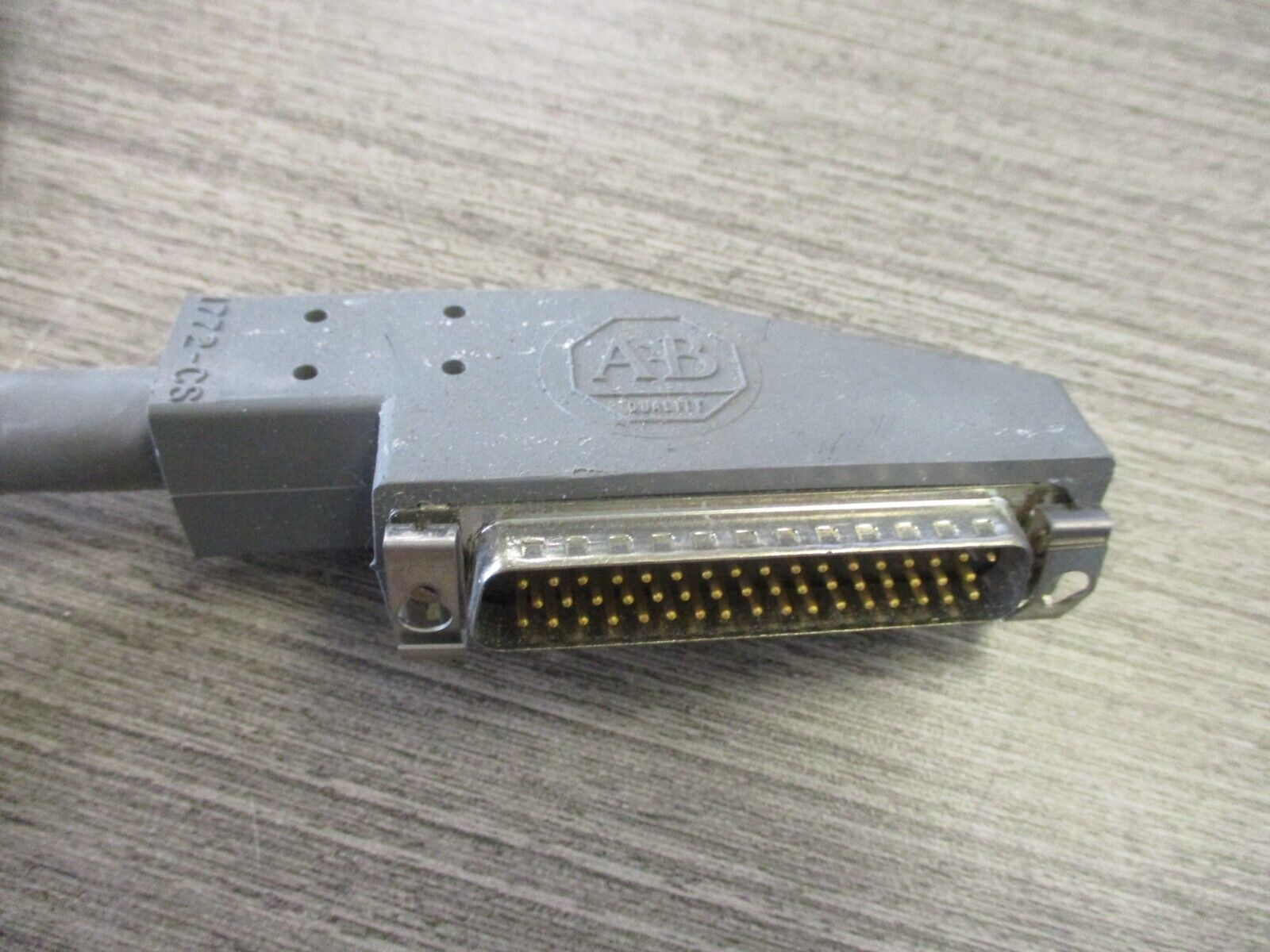 Allen-Bradley 1772-CS Power Cable 955160-01 Used.