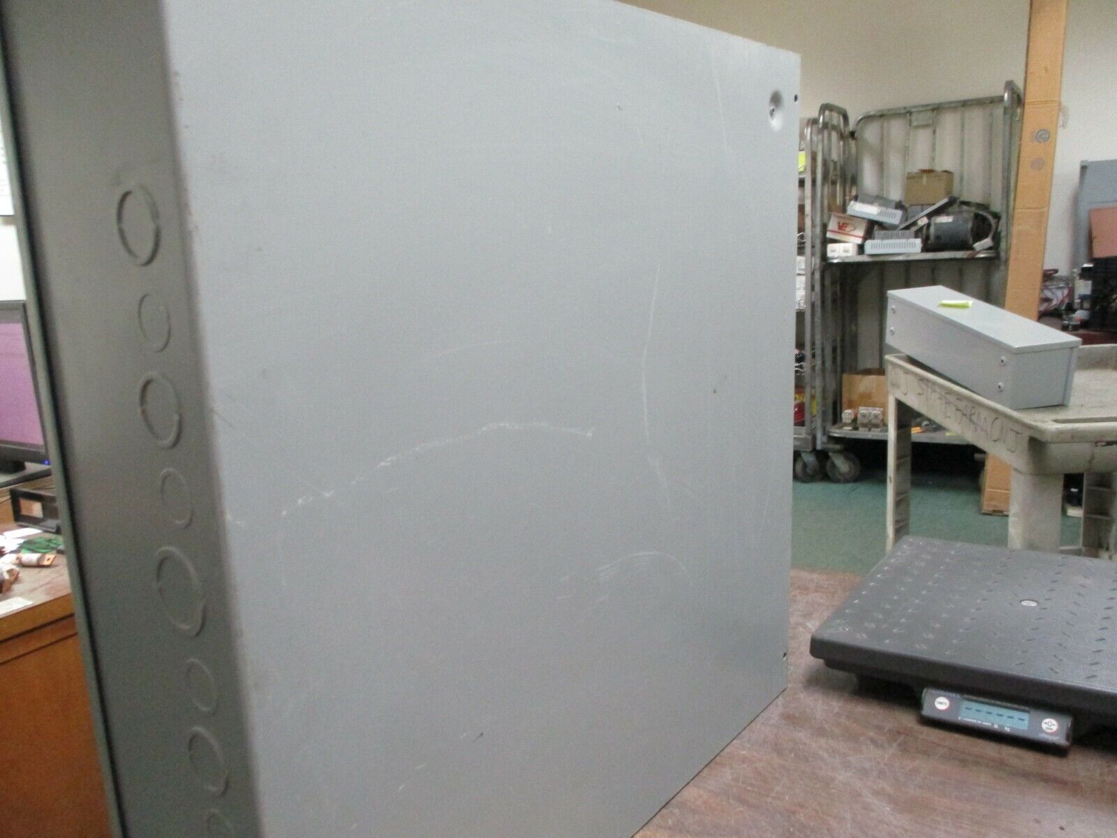 Hoffman Type 1 Enclosure A-HE24X24X6 Size:24x24x6" *Some Shelf Wear* New Surplus