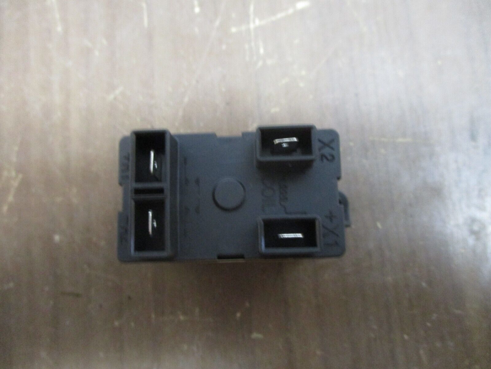 YM Tech Contactor Relay EVR10-12S 12VDC Coil Used