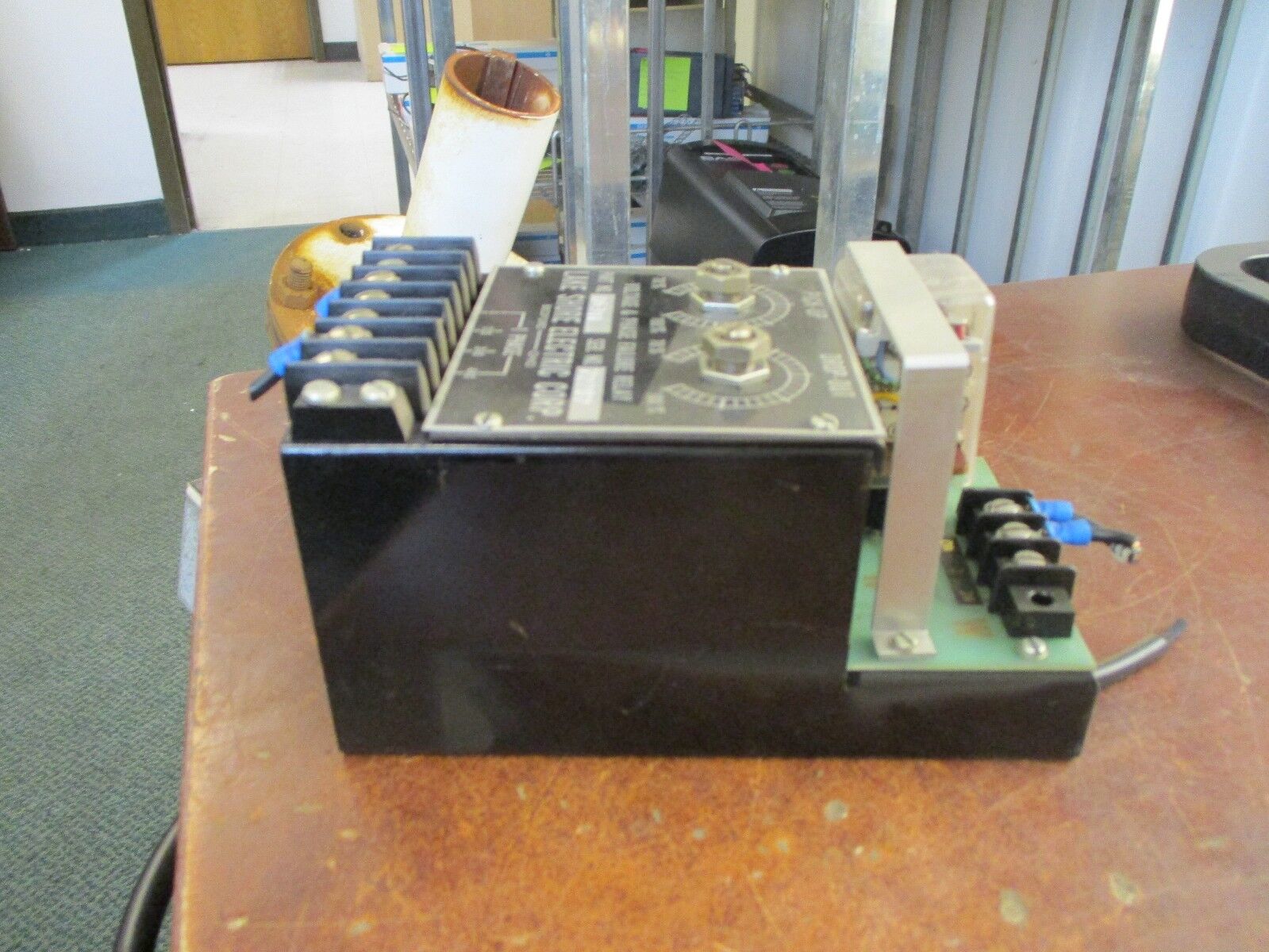 Lake Shore Electric Voltage & Phase Failure Relay 06311 1Ph 0-480V Used