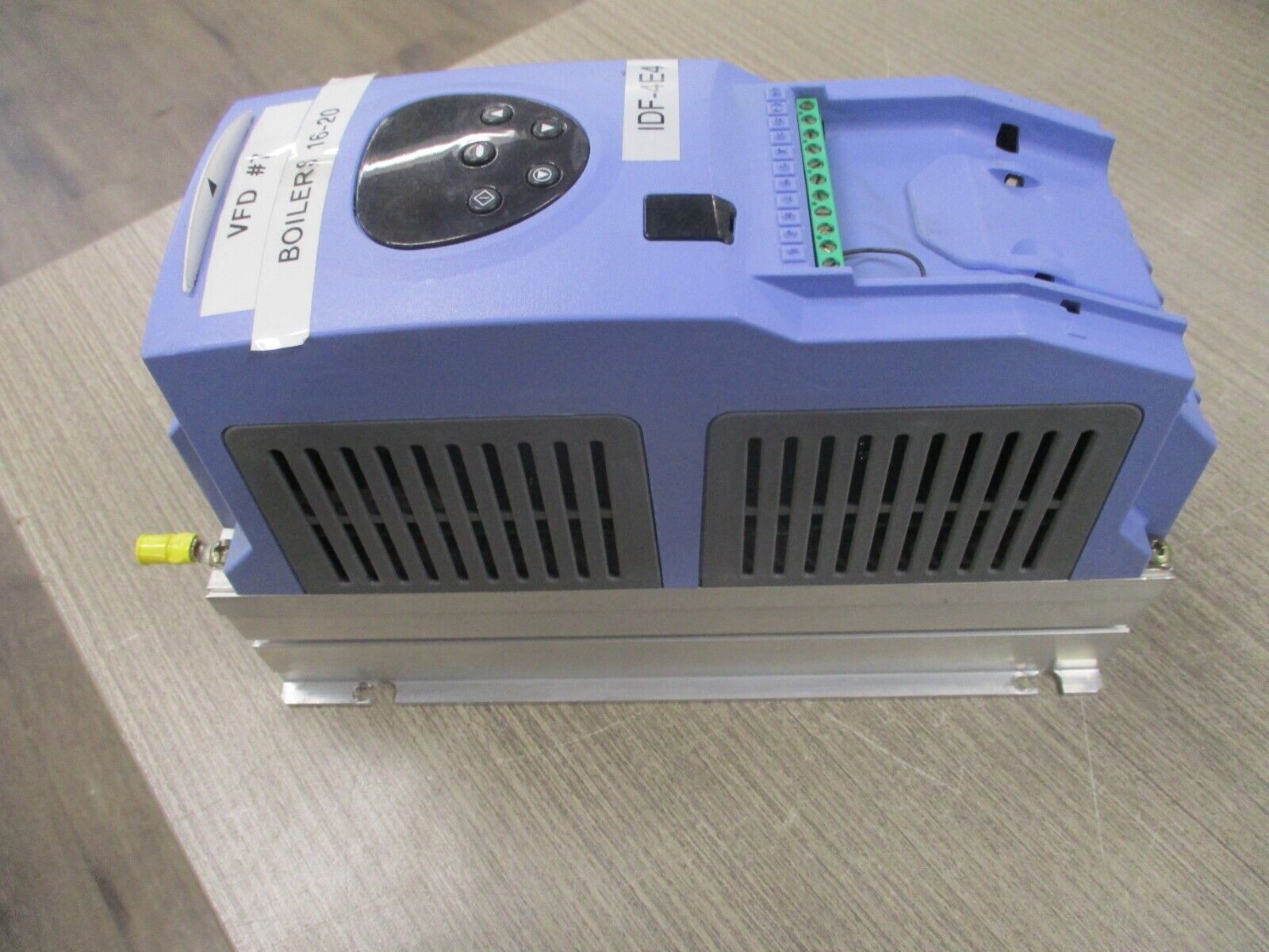 Anacon Systems EagleDrive AC Drive SE1-21050-US 0.50 HP 1Ph Input: Output: Used