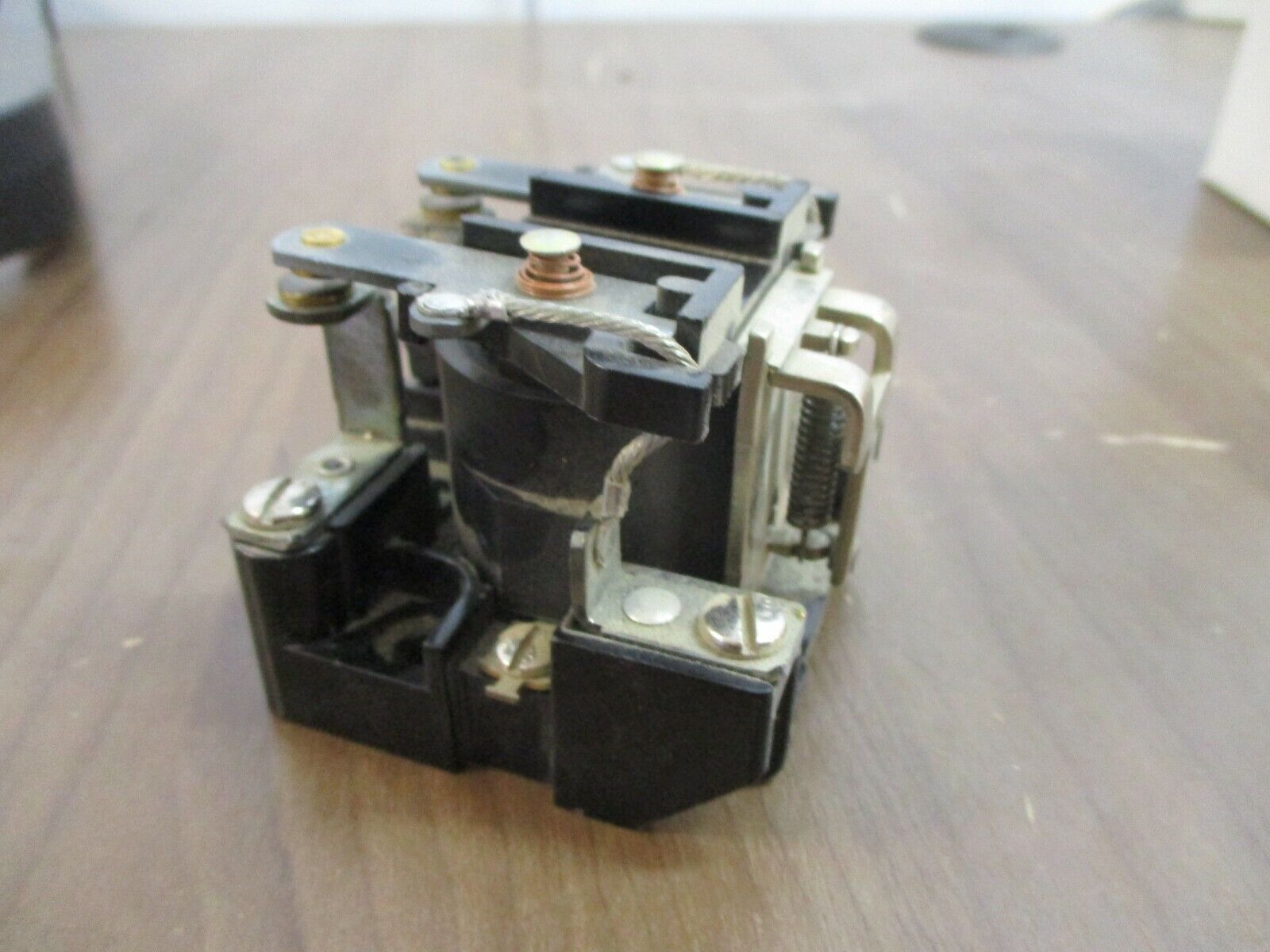 Square D Power Relay 8501 CO-7 Ser. A 24V Coil 30A 300V New Surplus