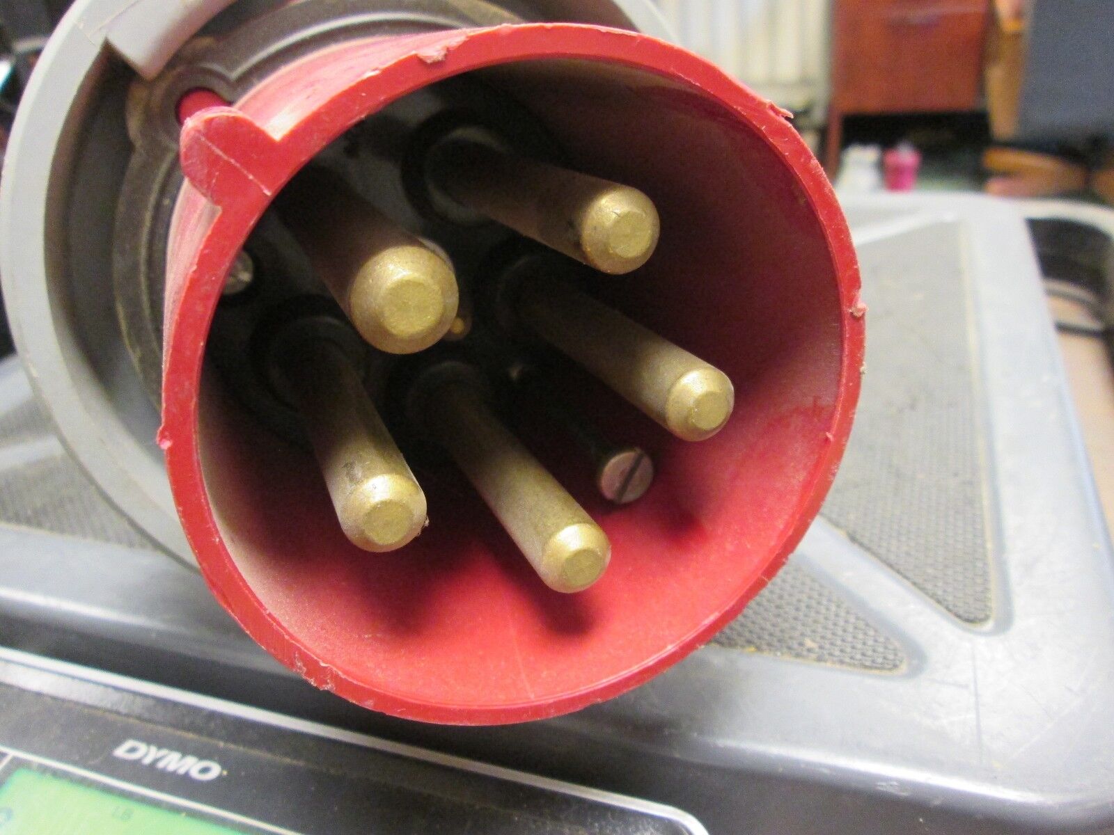 Hubbell Plug 5125P6W 125A 220/380VAC 3P 5W Watertight *Missing Clamp* Used