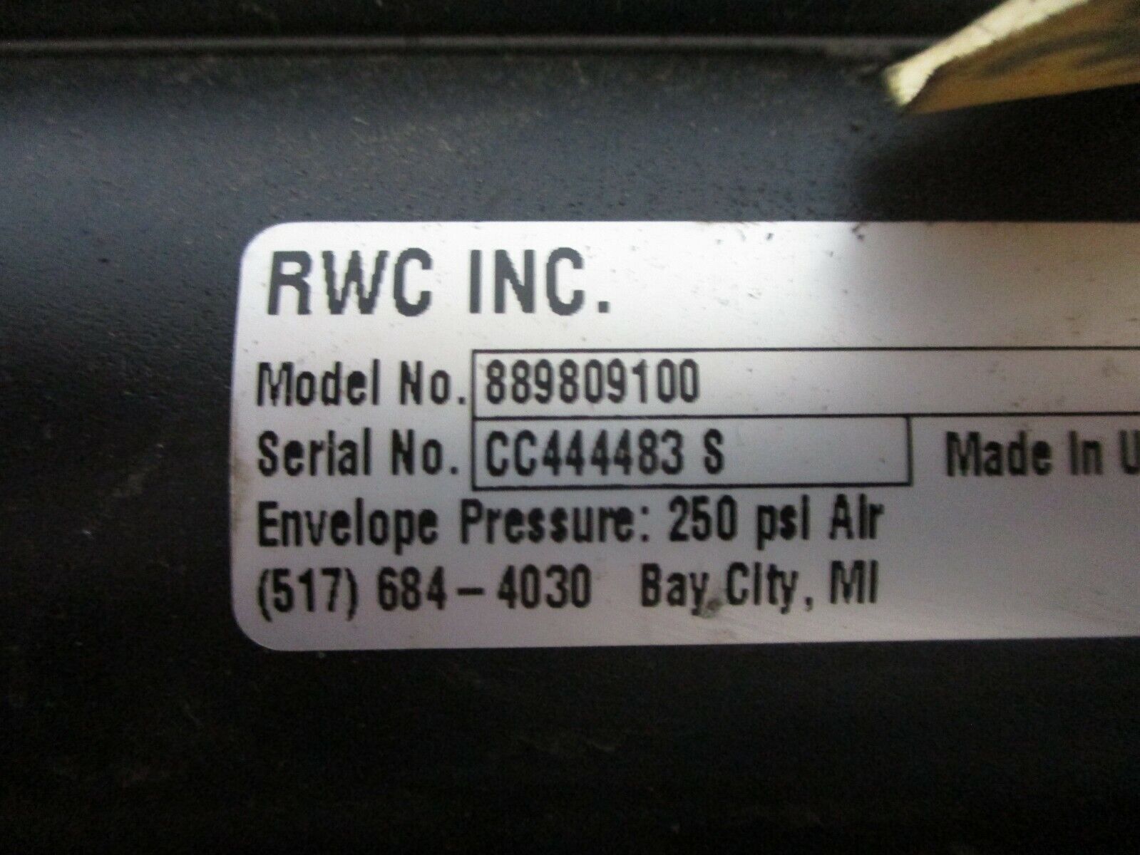 RWC Air Cylinder 889809100 250PSI Used