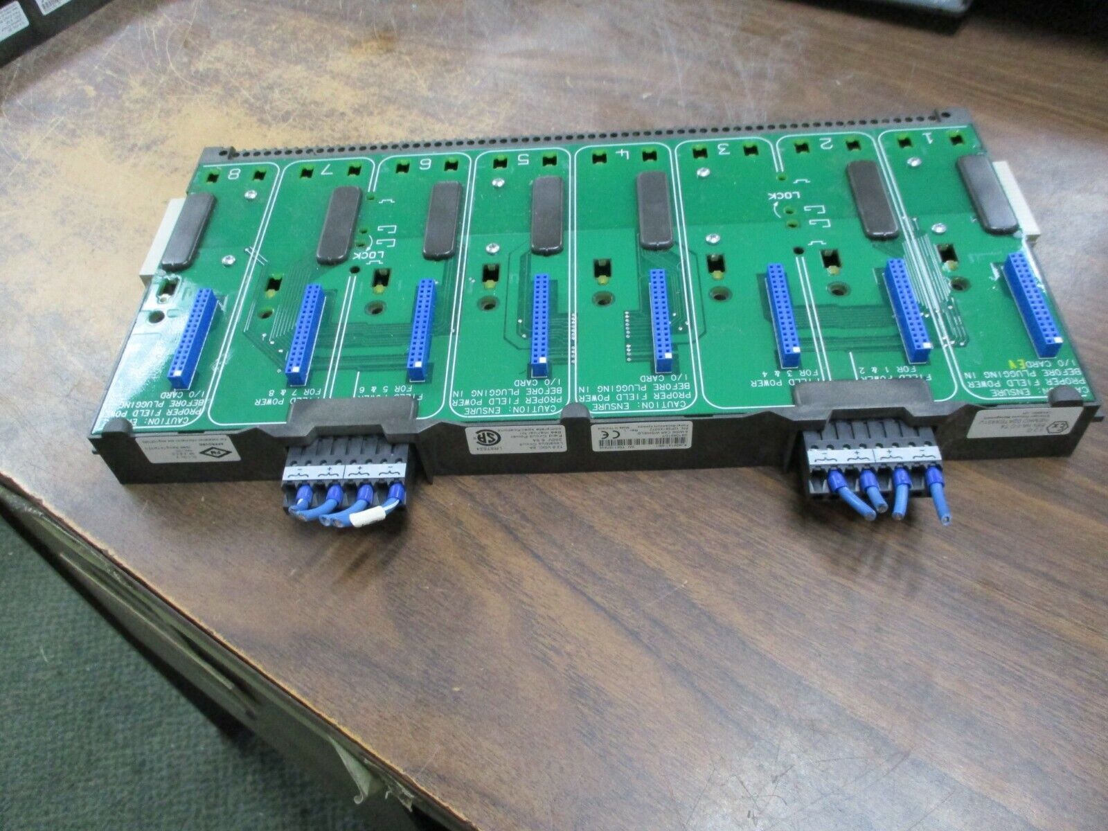 Emerson KJ4001X1-BE1 8-Wide Carrier 12P0818X072 Rev L Localbus: 12.6VDC, 8A Used