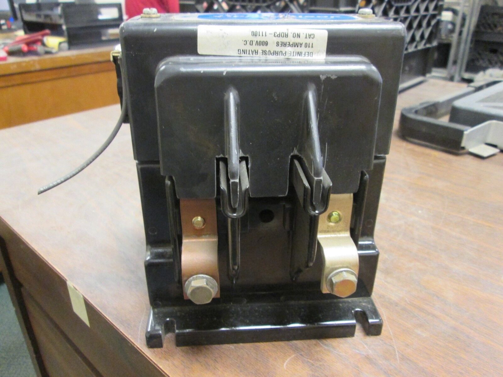 Joslyn Clark Definite Purpose Contactor RDPS-11100 110A 600VDC 120V Coil Used