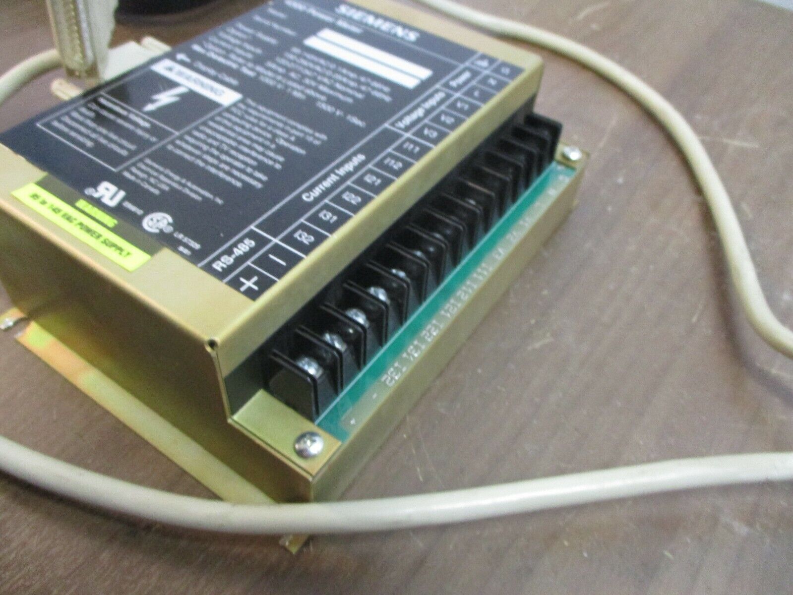 Siemens 4300 Power Meter DC-120 Power Supply: 108-132V 0.25A 47-66Hz w/ Cable