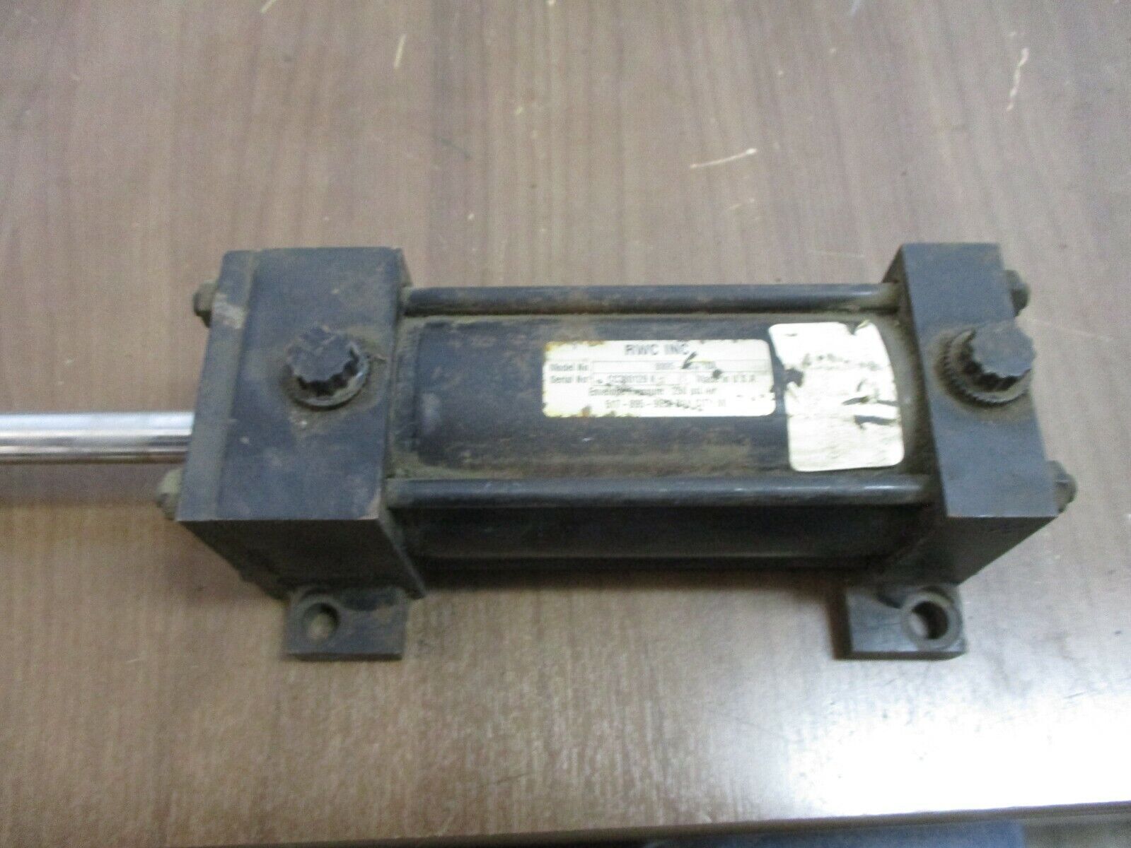 RWC Air Cylinder 8895-10-104 250PSI Used