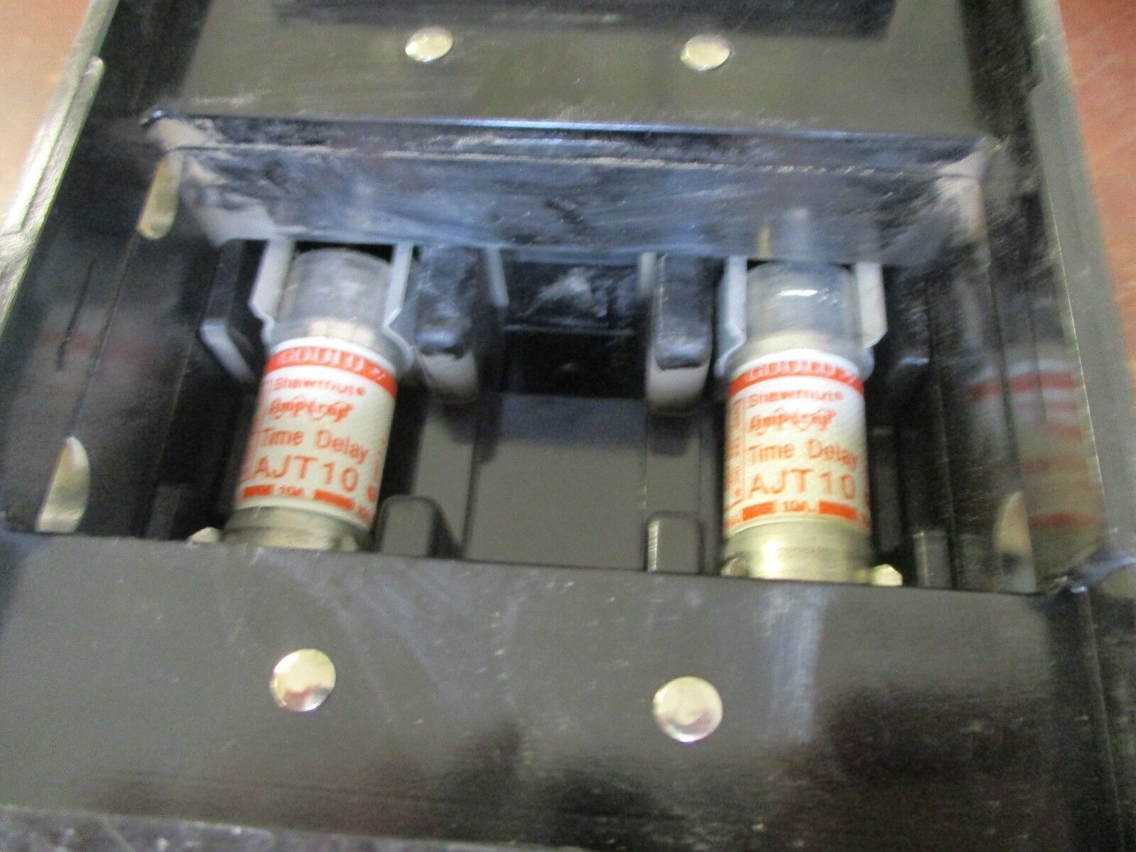 USD Pullout Switch w/ Fuses 15149 30 A 600 V J Fuses 2 Pole Used