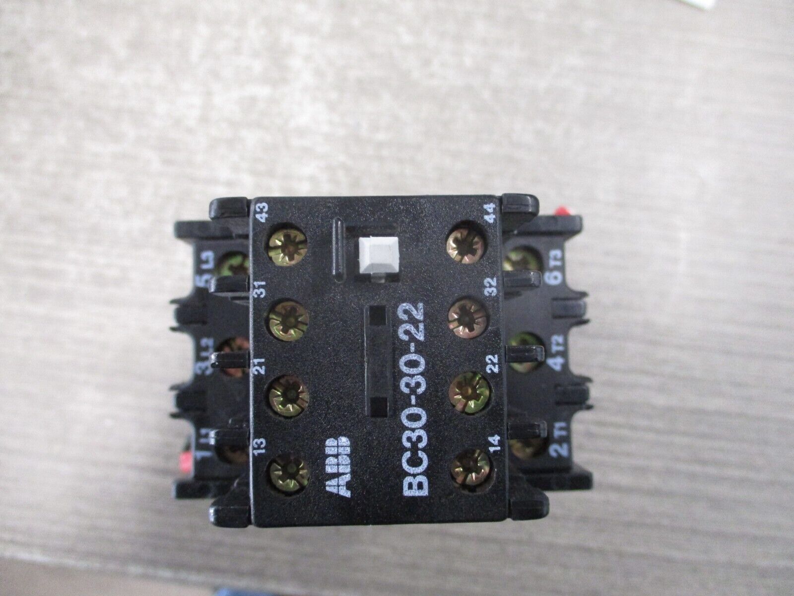 ABB Contactor BC30C 24VDC COIL 45A 600V W/ Aux Contact Block Used