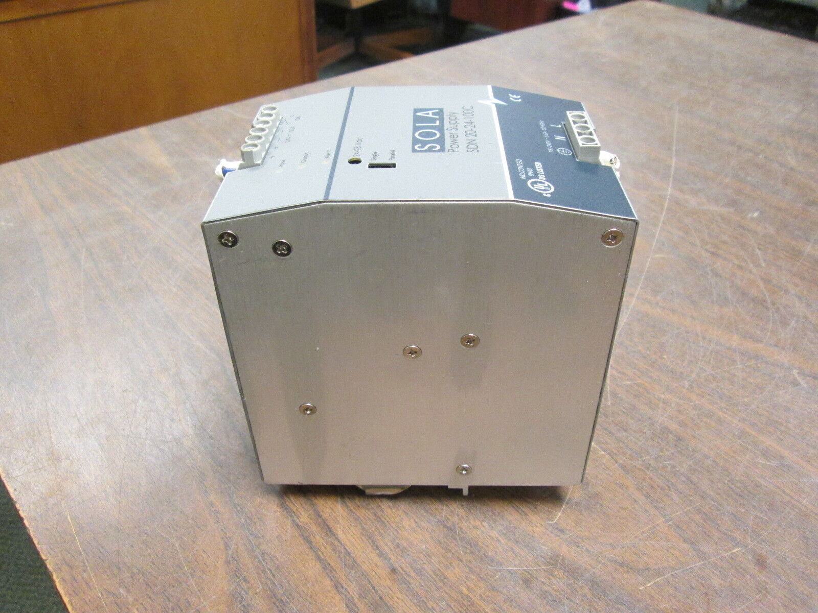 Sola Power Supply SDN 20-24-100C Input: 100-240V 5.6A 50/60Hz Used
