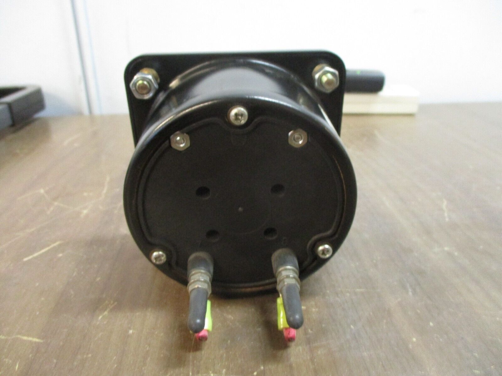 Crompton Cutler-Hammer AC Ammeter 077-05FA-MTMT-C6-SM Range: 0-10A Used