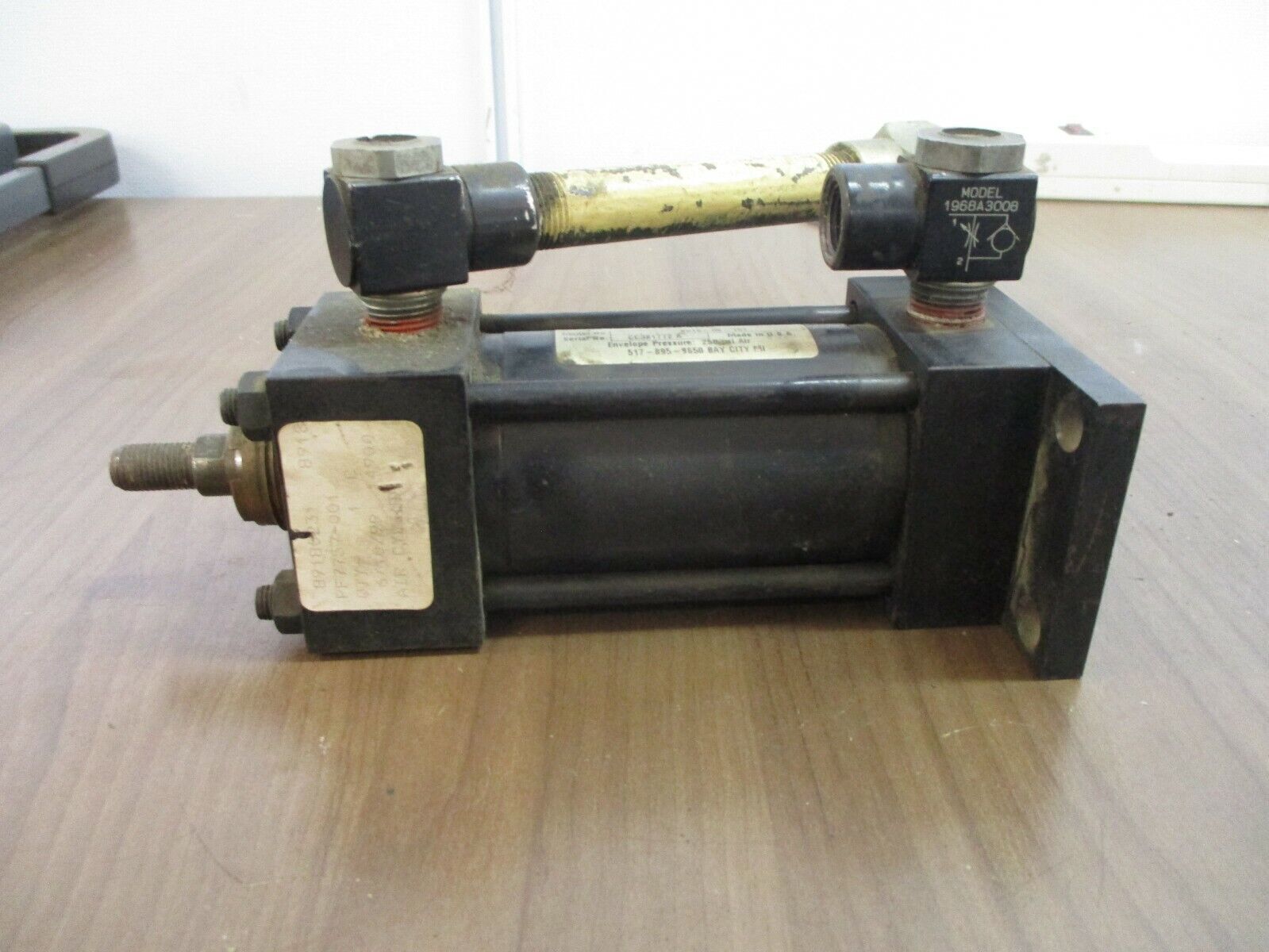 RWC Air Cylinder 8919-08-101 250PSI Used