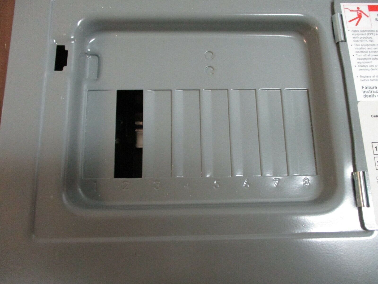 Square D QO Load Center QO6-12L100DS Ser. G04 100A 120/240V 1Ph 50/60Hz 6-Space