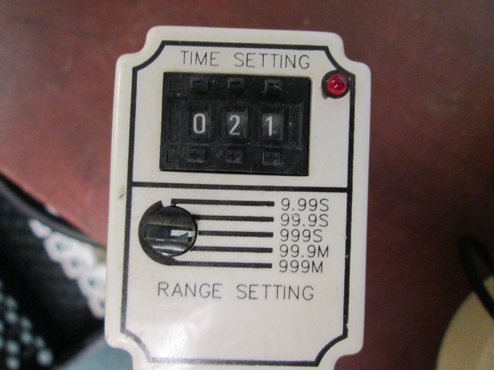 Square D Timing Relay 9050 JCK60V20 Input: 120V AC .05sec-999min Used