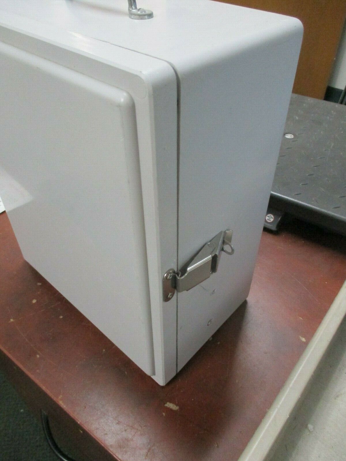 Robroy Type 4X Enclosure CL1311HPL Size: 13x11x6" Used