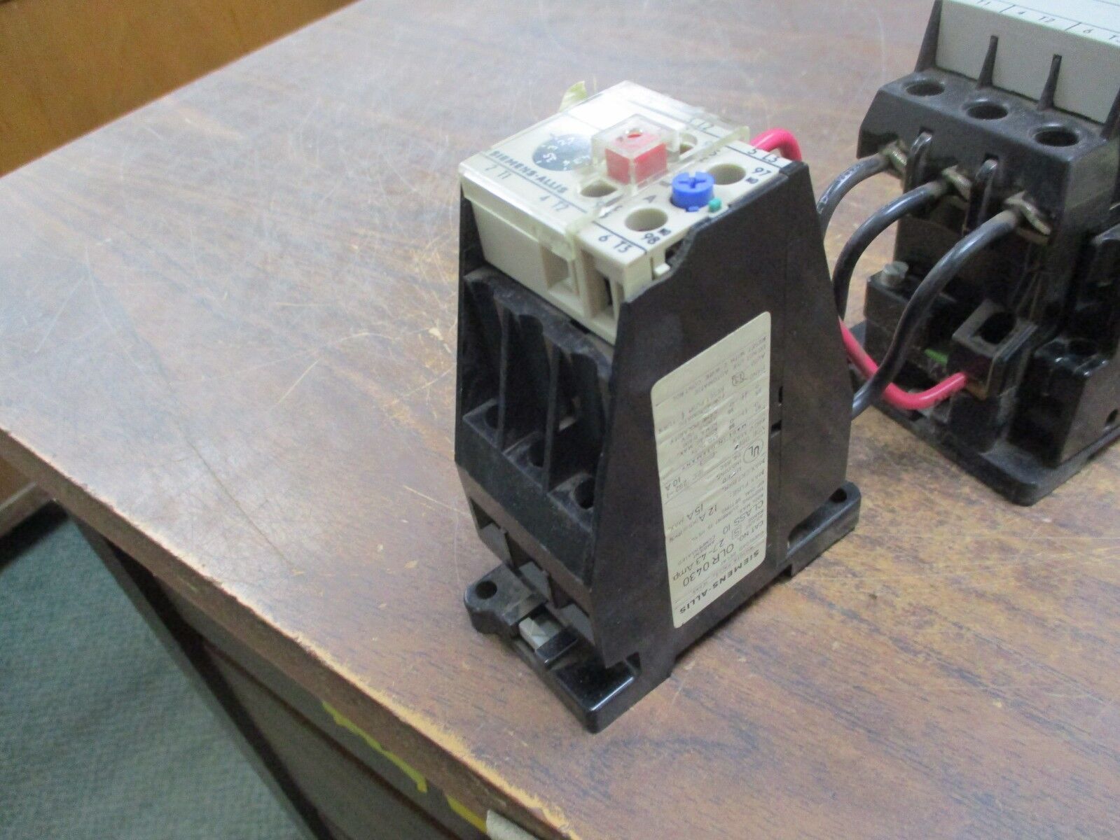 Siemens Contactor CXL10*3 OLR 0430 120V Coil 27A 600V Used