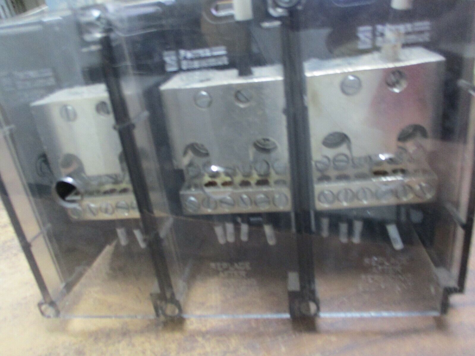 Ferraz Shawmut Power Distribution Block 69183 600V 3P Used