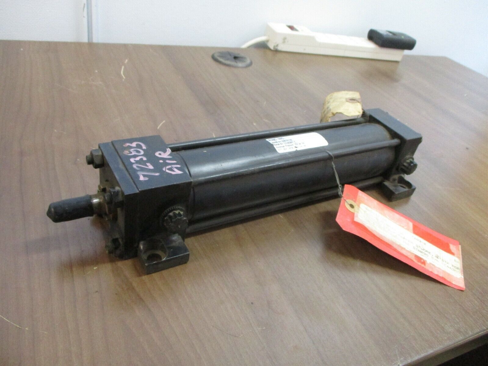 RWC Air Cylinder 890701102 250PSI Used