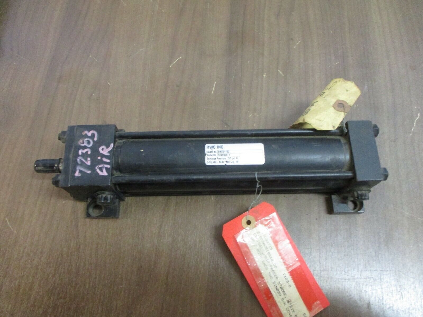 RWC Air Cylinder 890701102 250PSI Used