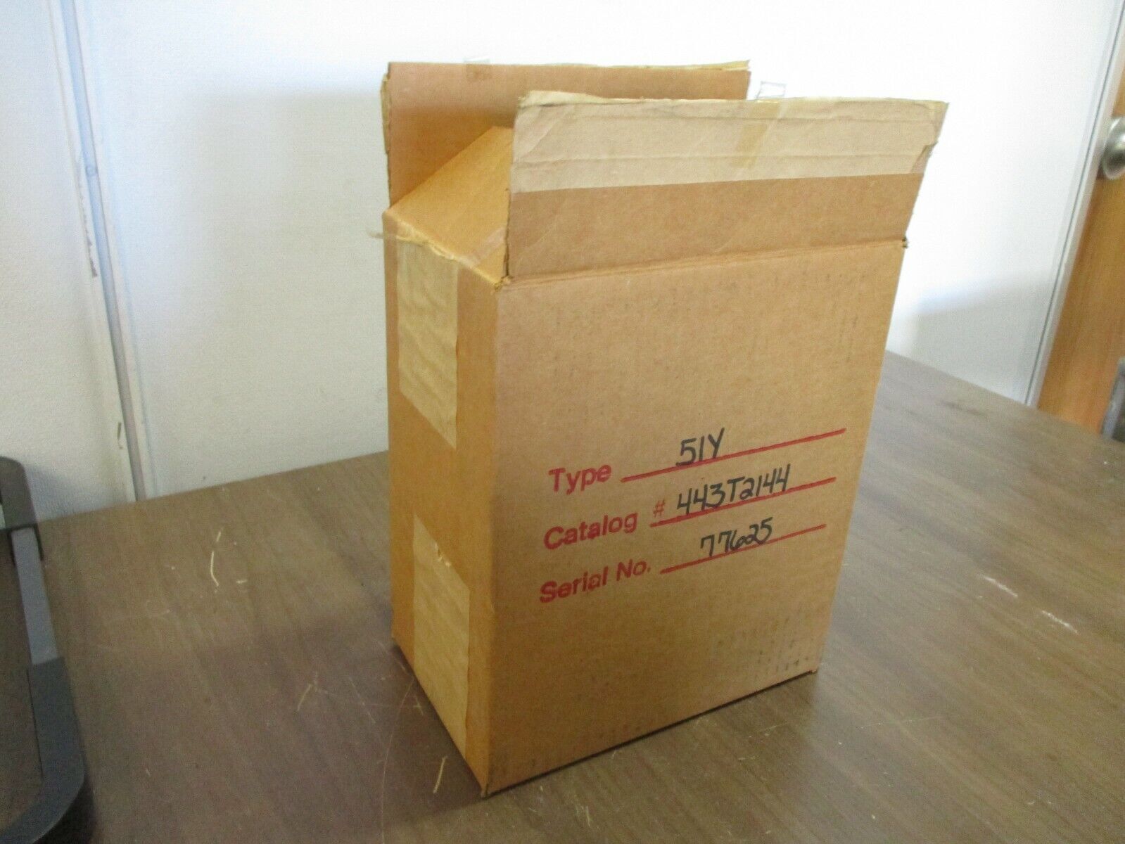 ABB Circuit Shield Overcurrent Relay 443T2144 125VDC New Surplus