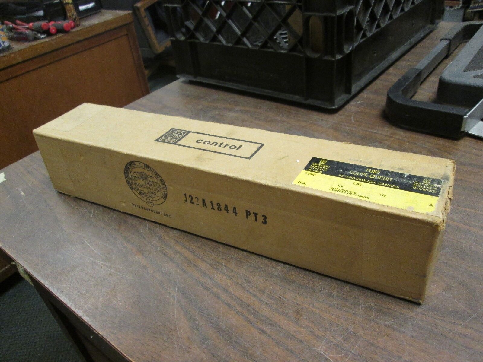 Canadian GE Type EJ-2 Fuse 328L493G23 2.4/4.8KV 12R Rating New Surplus