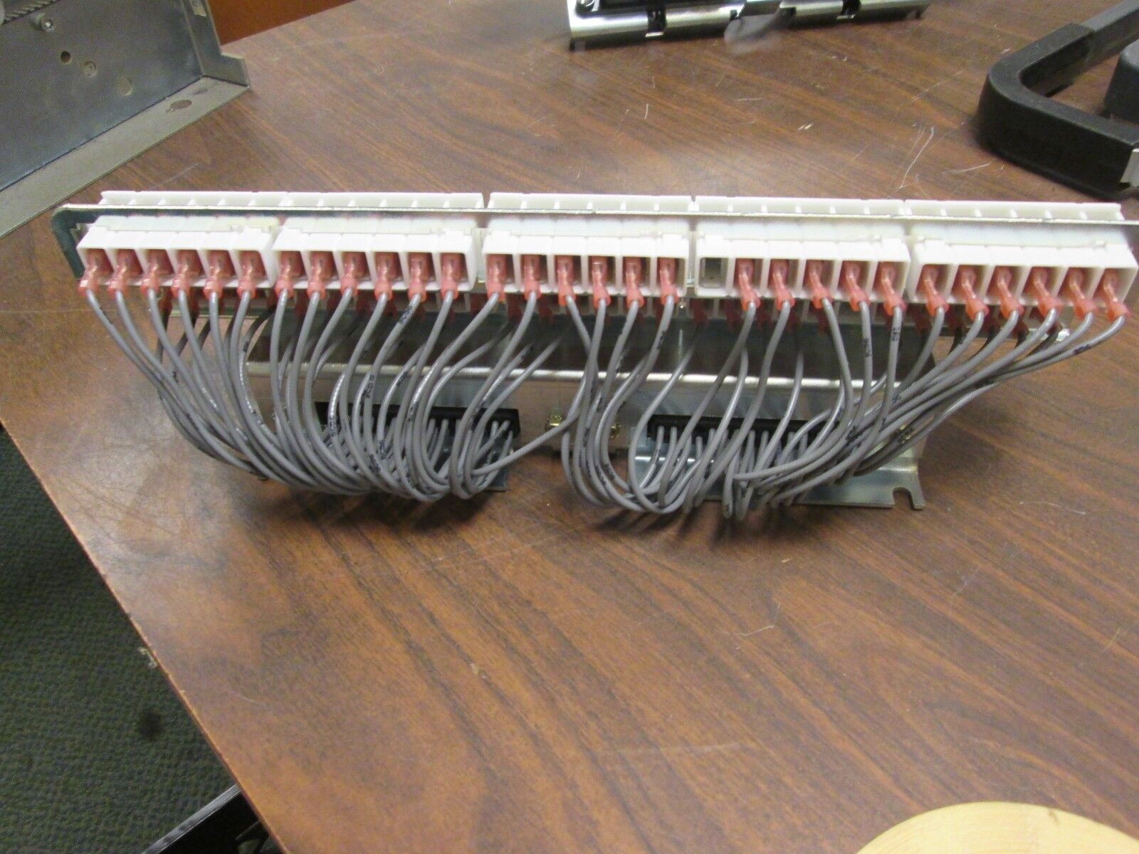 Cutler-Hammer Sec Cont Kit-Screw Terminal 28 & 30 Pin Connectors New Surplus