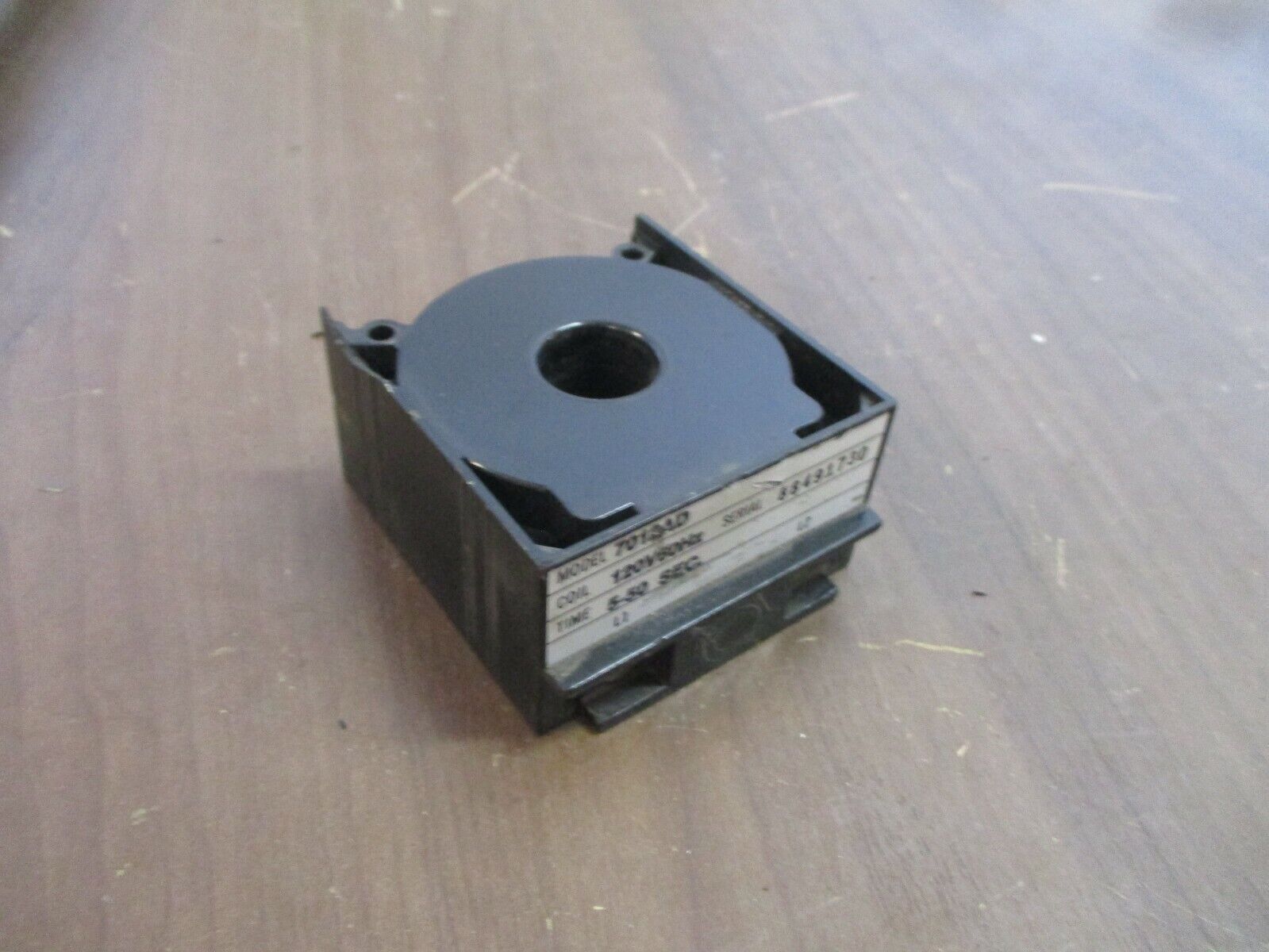 Agastat Timer Coil 7012AD 120V 60Hz *Chipped Corner* Used