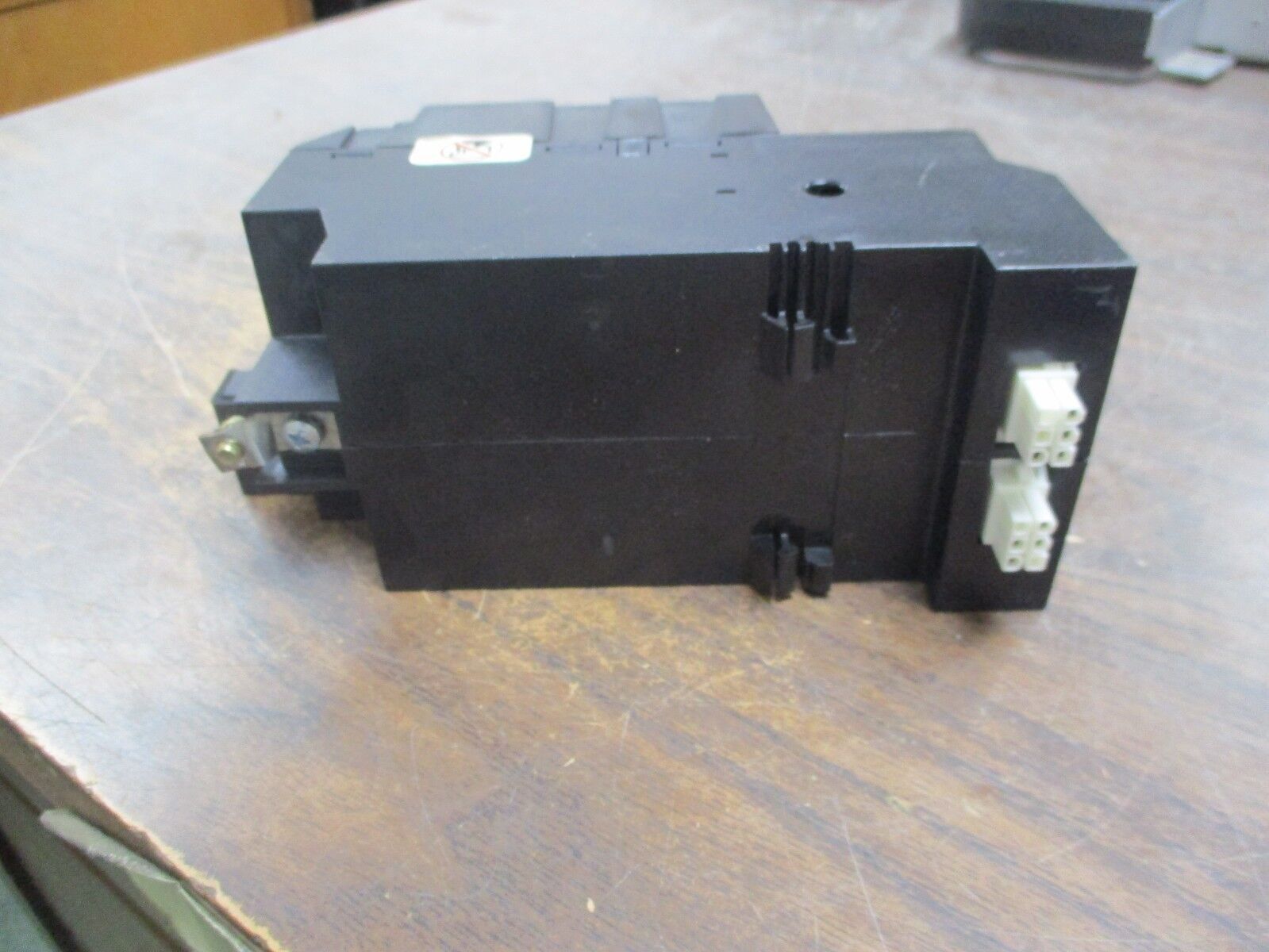 Square D Powerlink G3 Contoller NF1000G3 24V Max *No Terminal Cover* Used