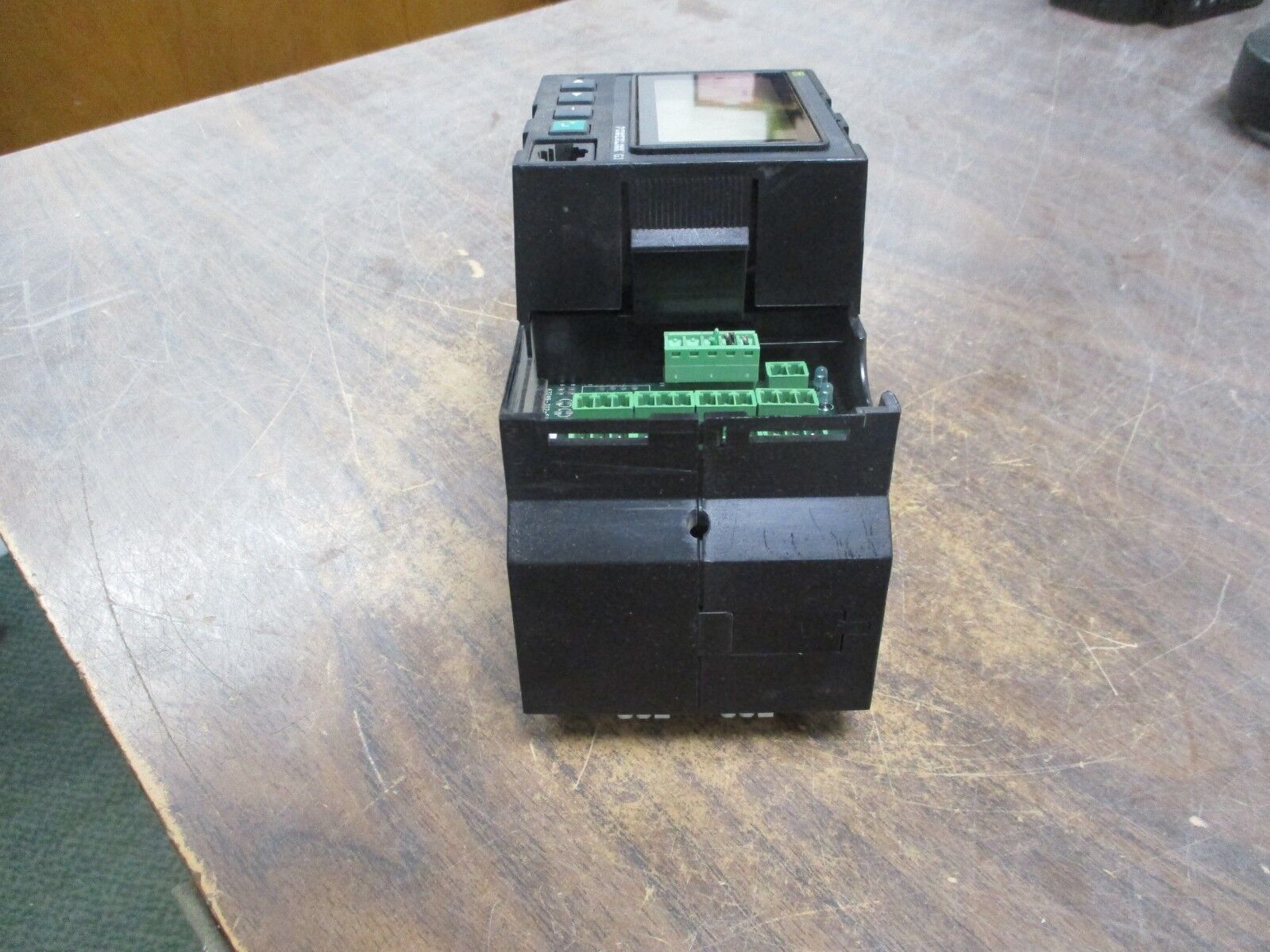 Square D Powerlink G3 Contoller NF1000G3 24V Max *No Terminal Cover* Used