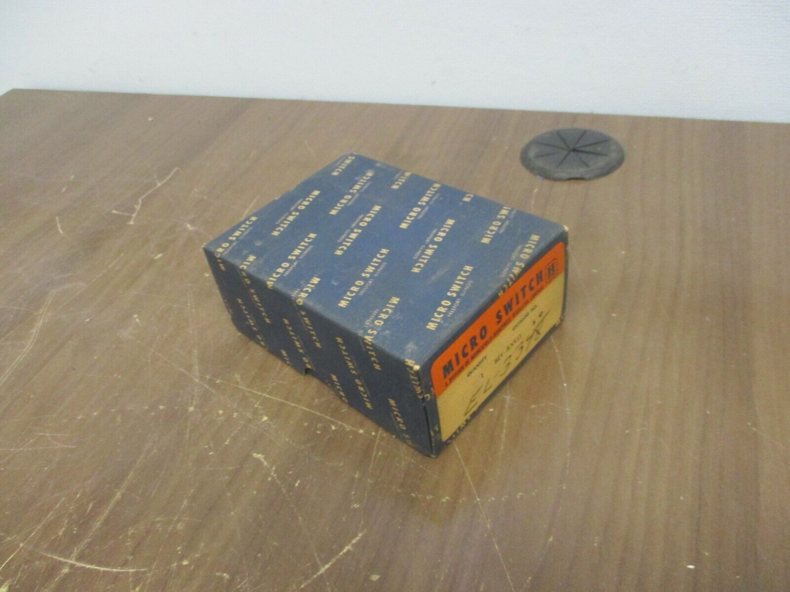 Honeywell Micro Switch Limit Switch BZV-RNX13 New Surplus